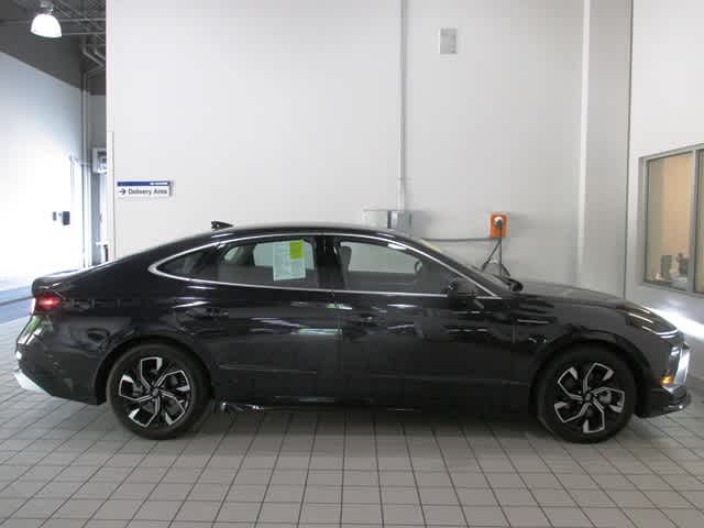 used 2024 Hyundai Sonata car, priced at $28,097