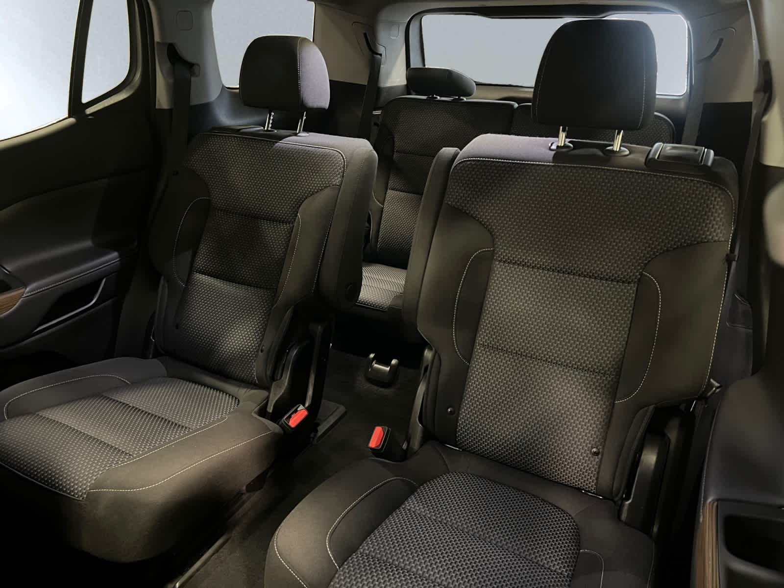 used 2023 GMC Acadia car, priced at $30,497