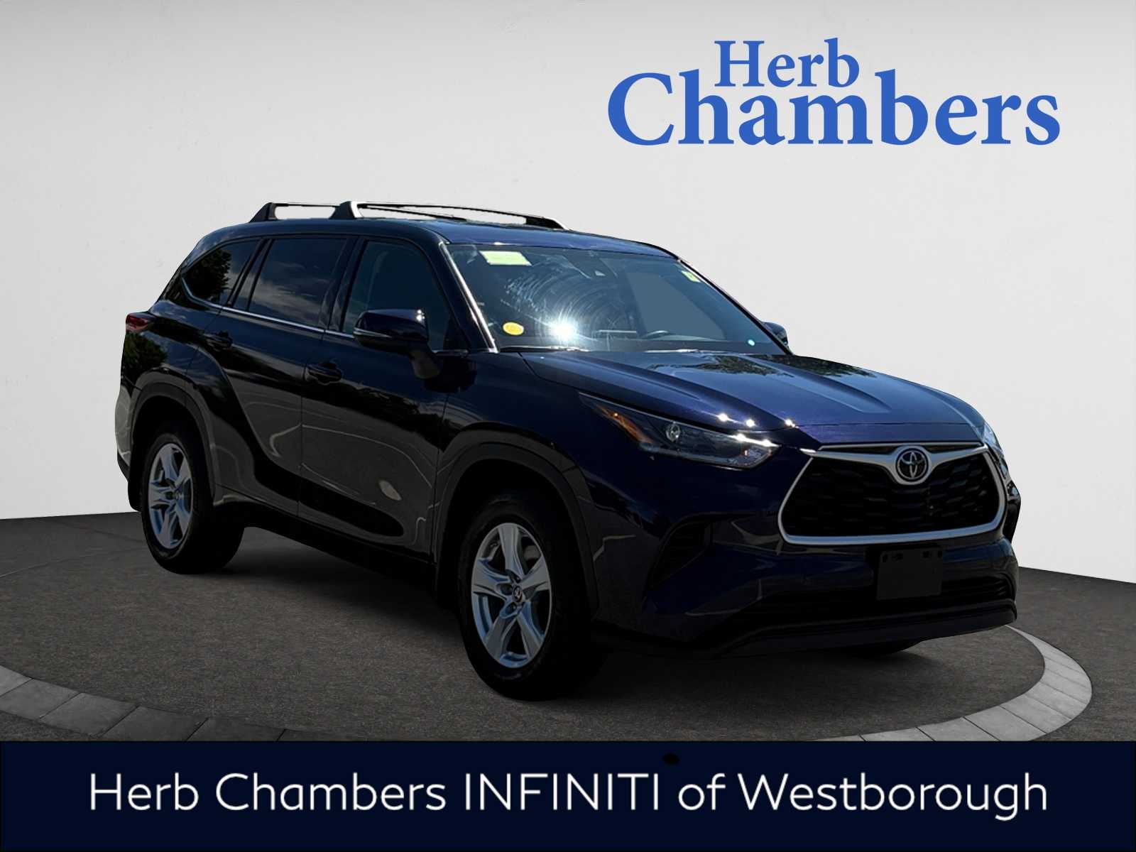 used 2021 Toyota Highlander car, priced at $29,998