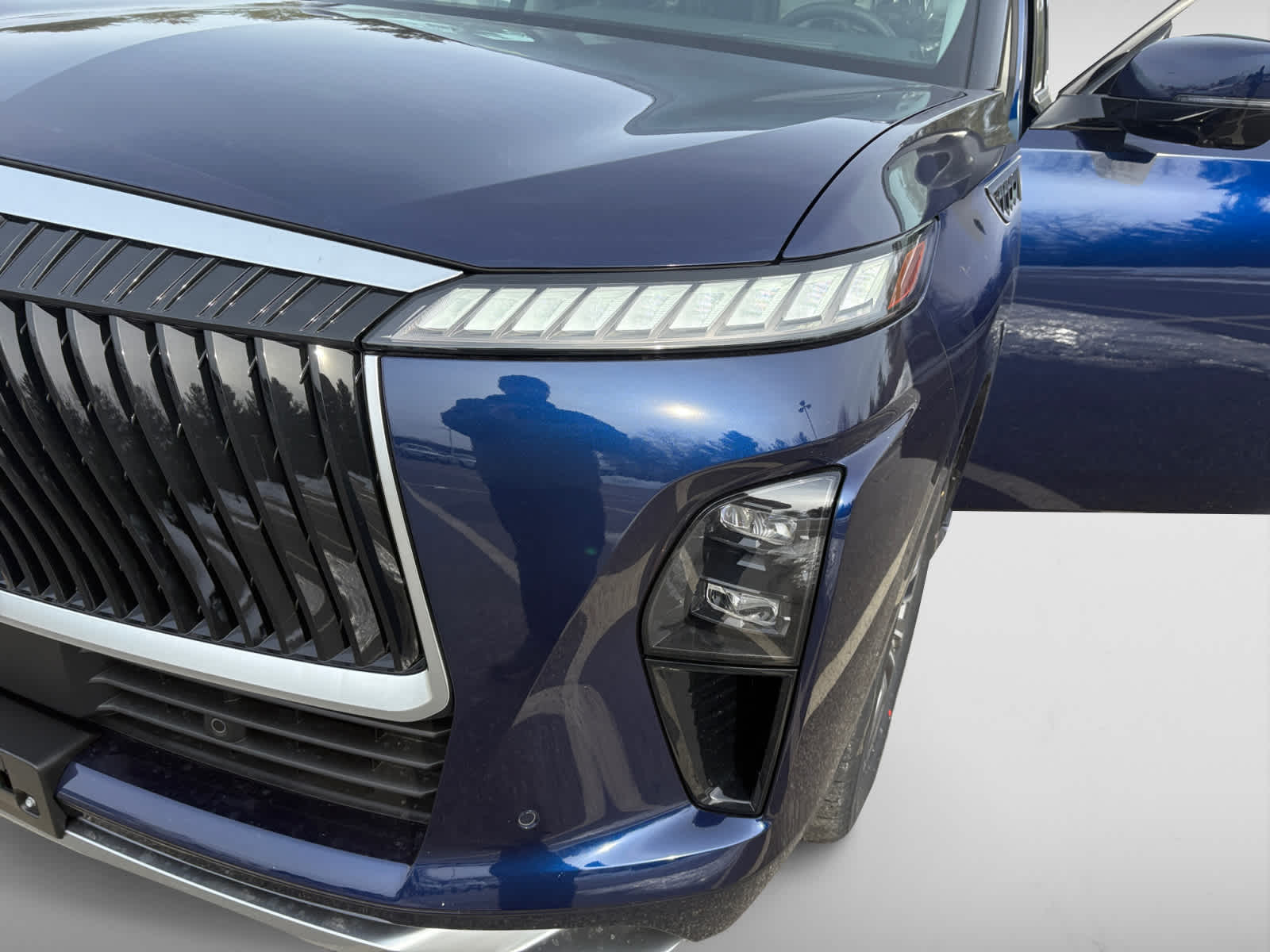 new 2025 INFINITI QX80 car, priced at $91,540