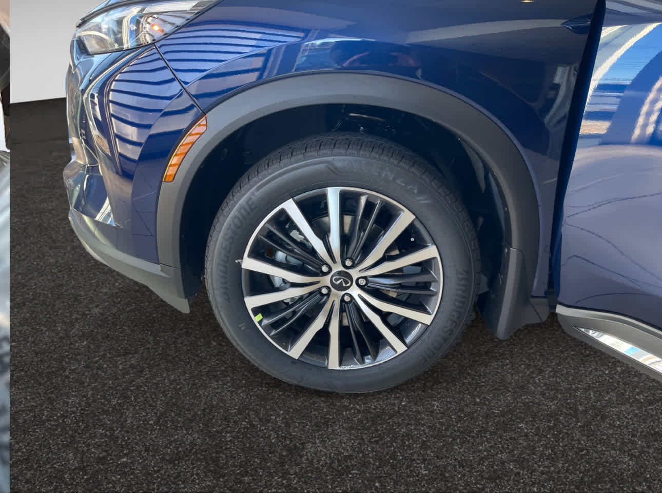 new 2025 INFINITI QX60 car, priced at $59,550