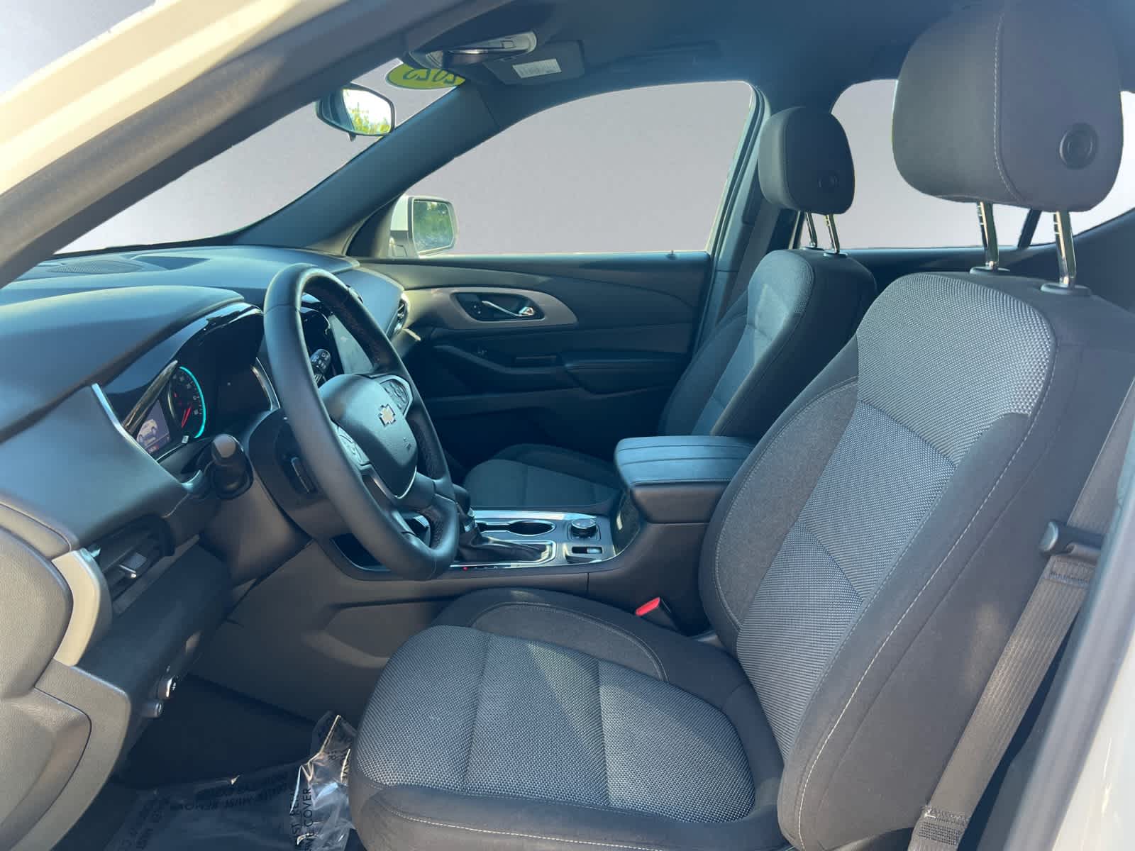 used 2023 Chevrolet Traverse car, priced at $28,788