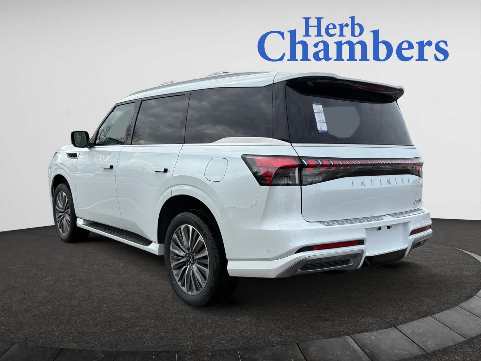 new 2025 INFINITI QX80 car, priced at $91,745