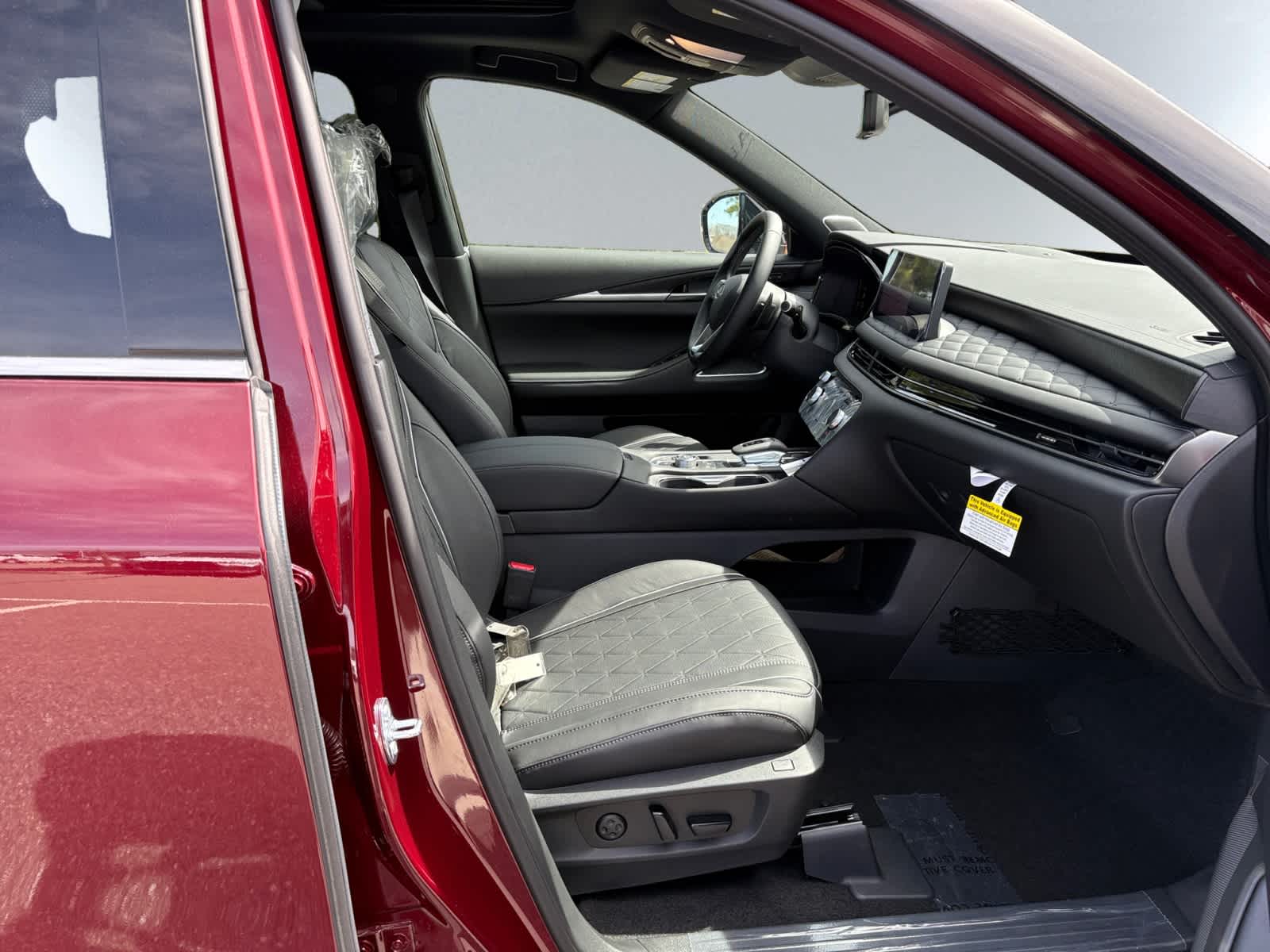 new 2025 INFINITI QX60 car, priced at $59,755