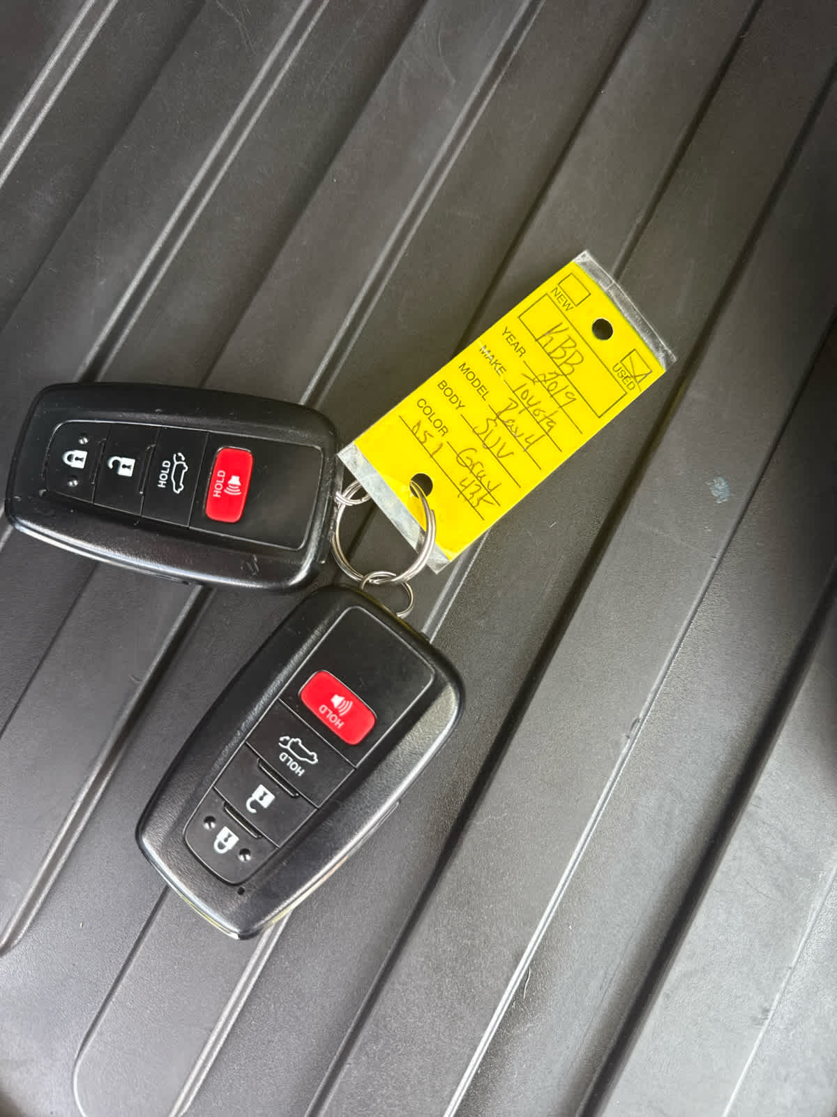 used 2019 Toyota RAV4 car, priced at $25,998