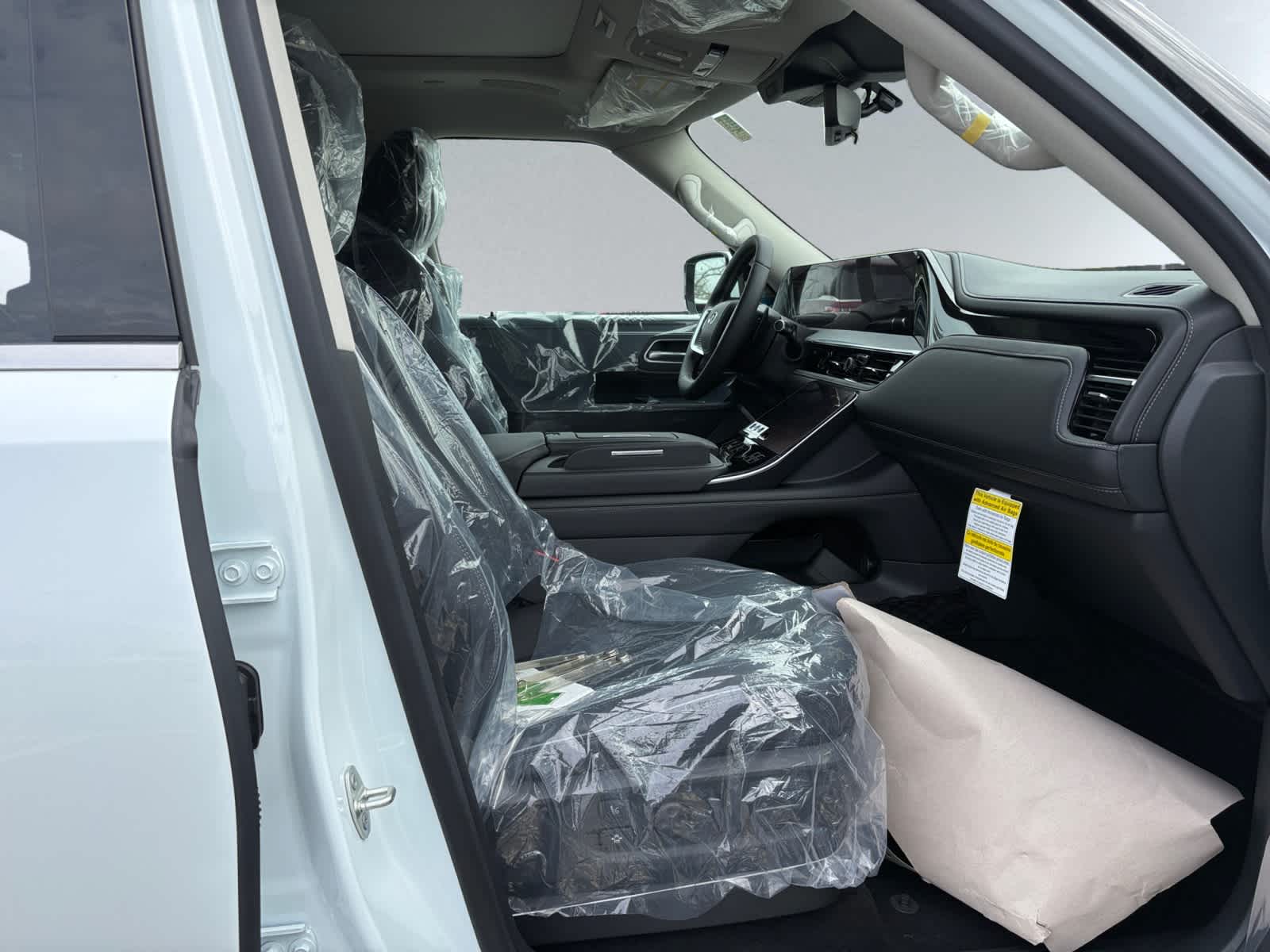 new 2025 INFINITI QX80 car, priced at $91,745