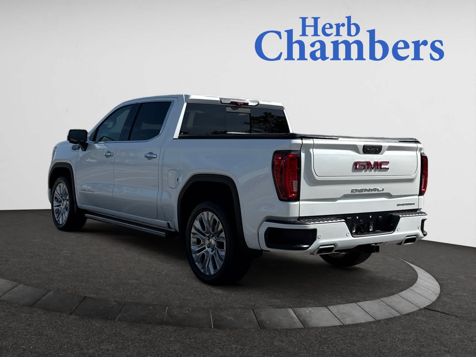 used 2020 GMC Sierra 1500 car, priced at $46,497