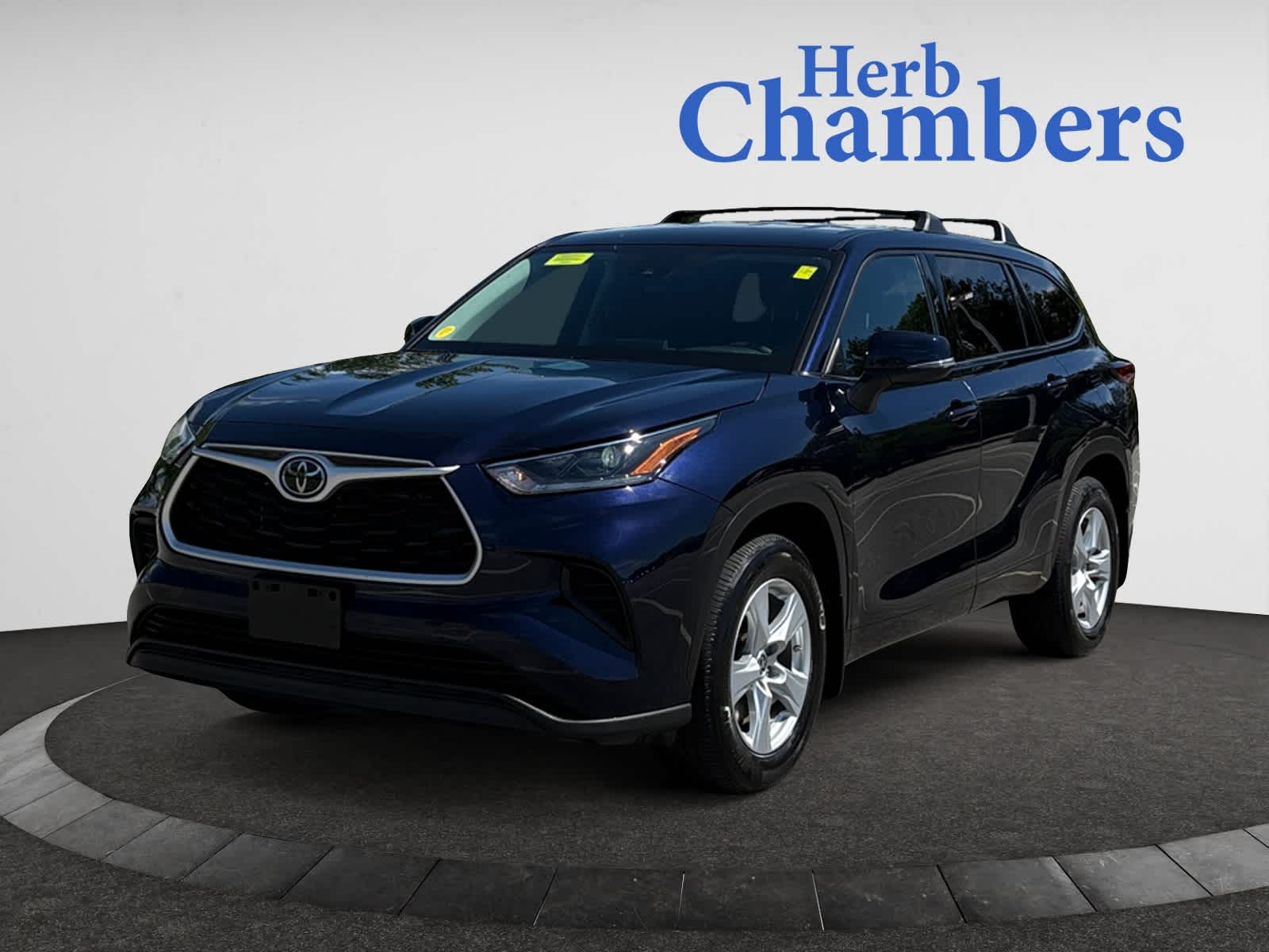 used 2021 Toyota Highlander car, priced at $29,998