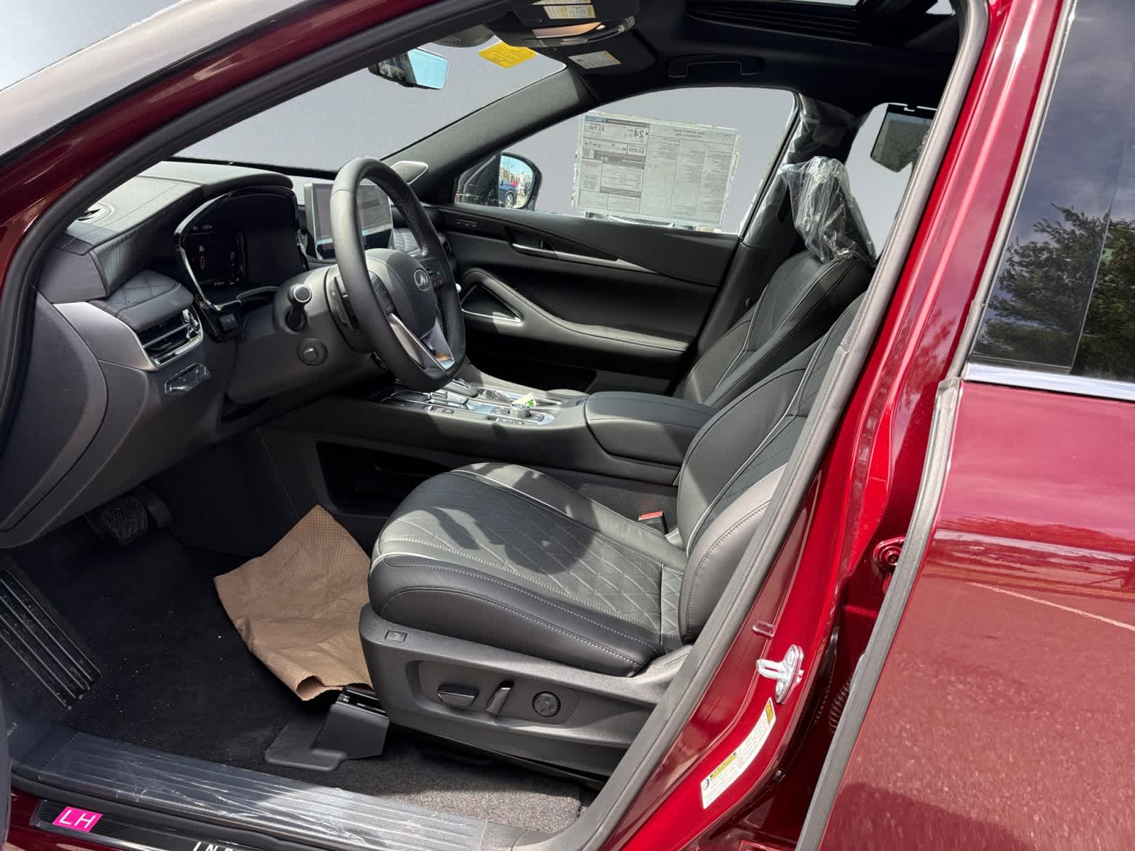new 2025 INFINITI QX60 car, priced at $59,755