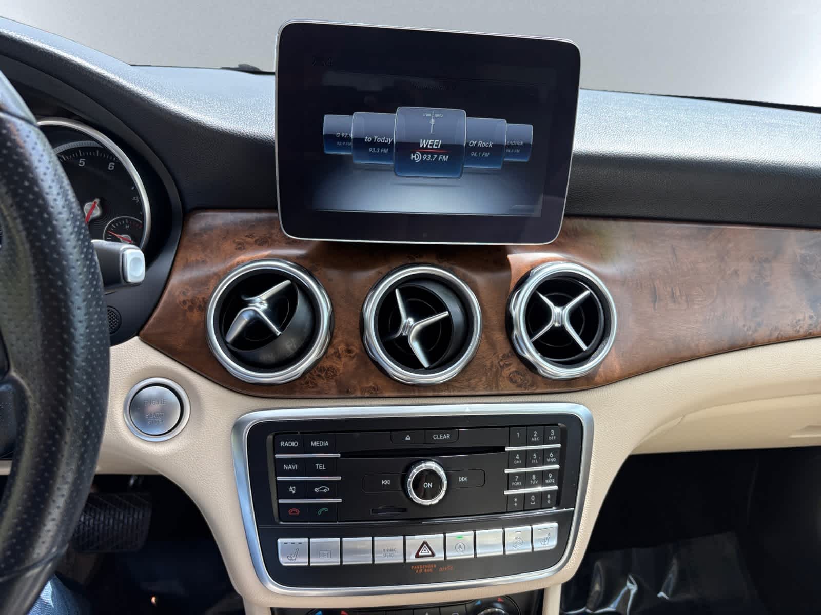 used 2020 Mercedes-Benz GLA 250 car, priced at $23,898