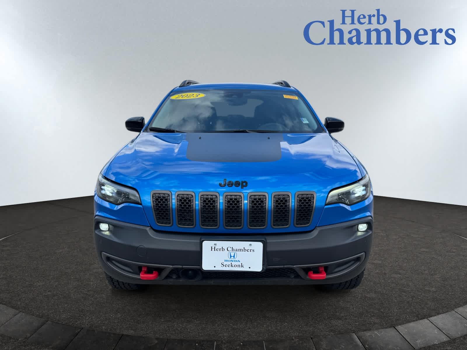 used 2023 Jeep Cherokee car, priced at $27,998