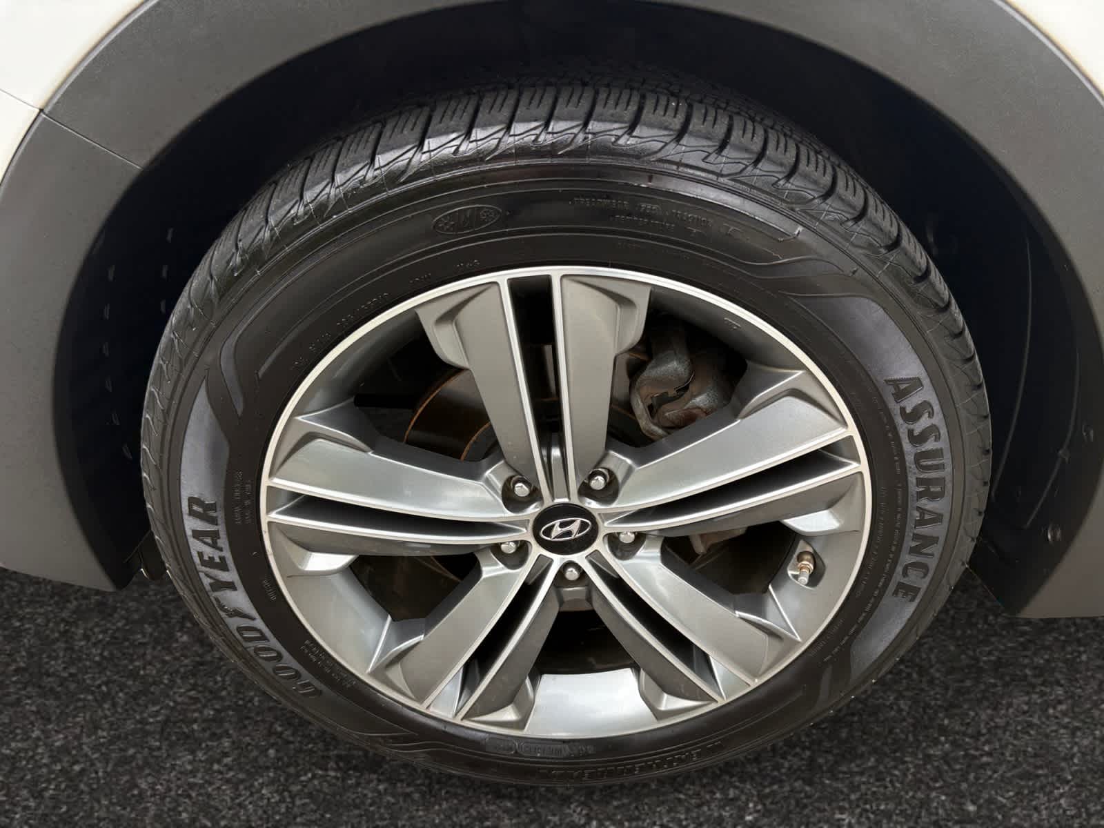 used 2016 Hyundai Santa Fe car, priced at $13,698