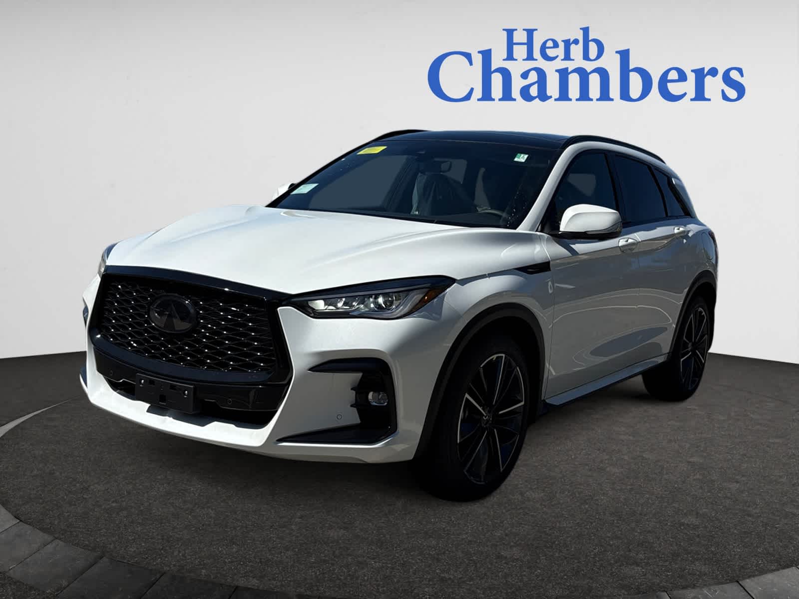 new 2025 INFINITI QX50 car, priced at $51,461