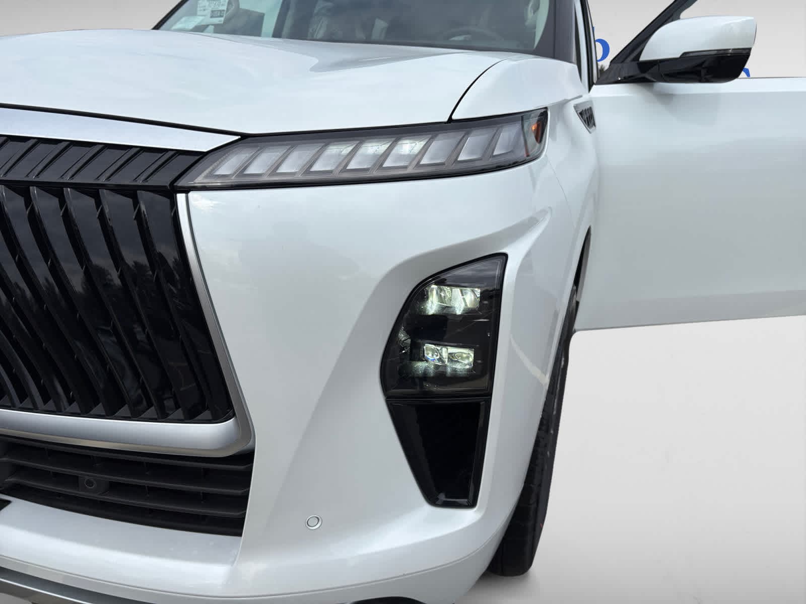 new 2025 INFINITI QX80 car, priced at $91,745