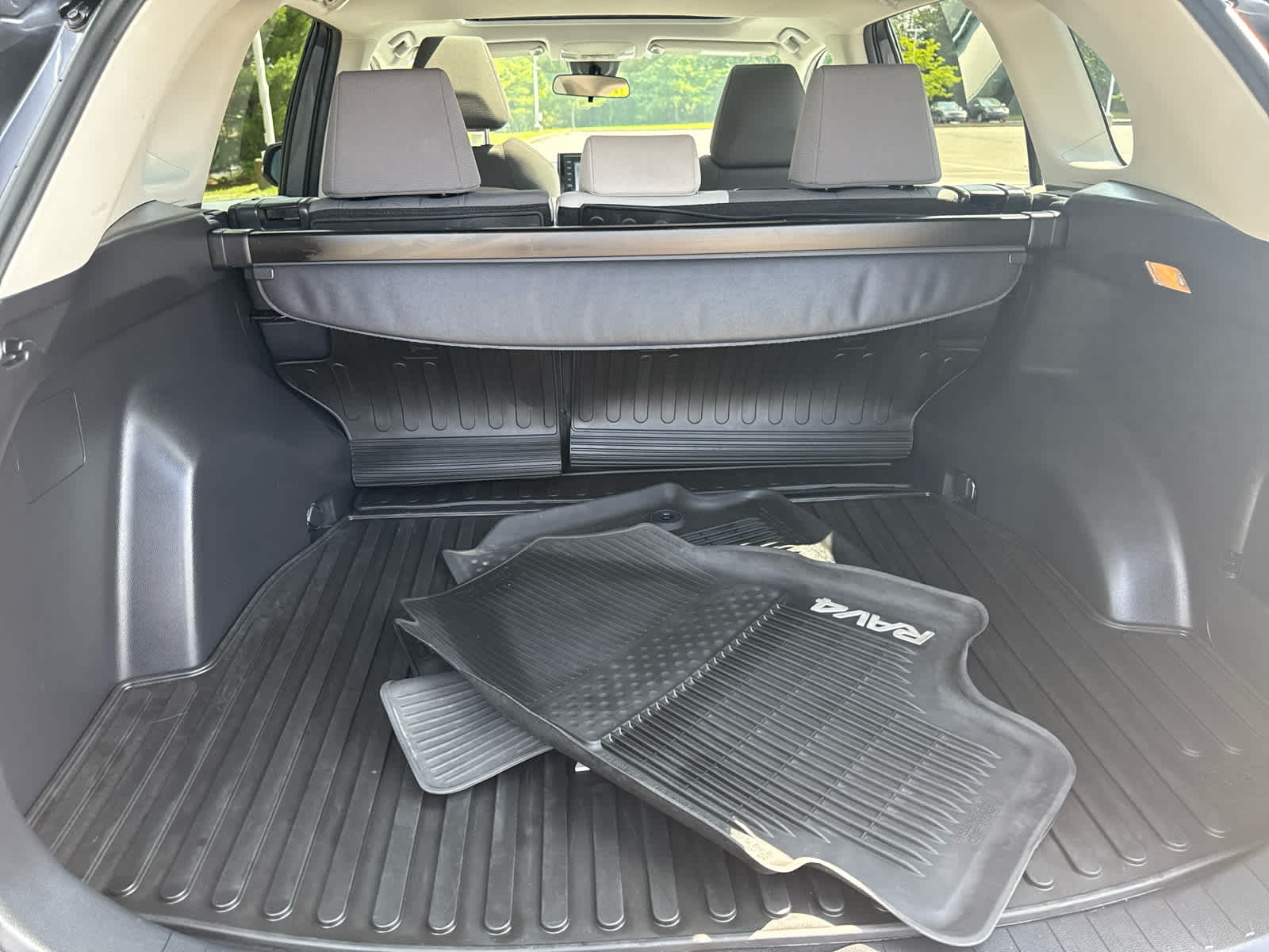 used 2019 Toyota RAV4 car, priced at $25,998