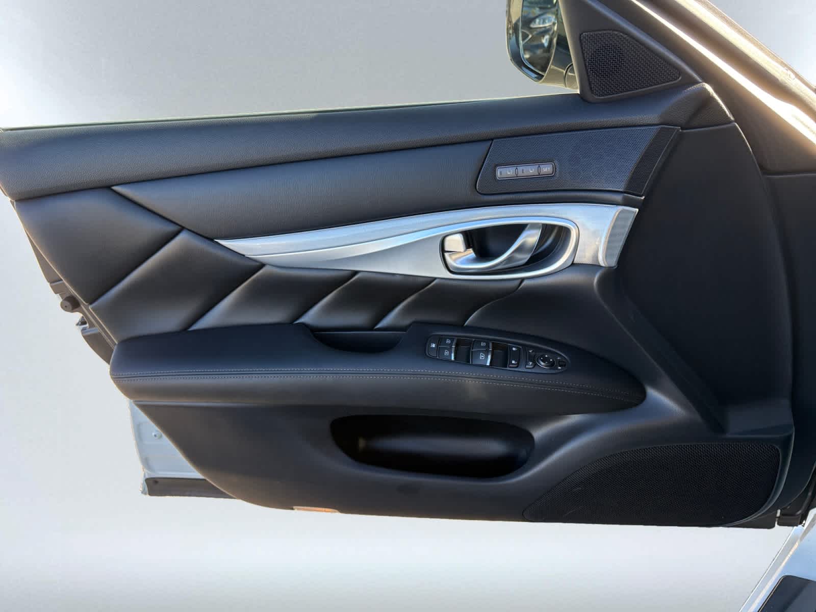 used 2016 INFINITI Q70 car, priced at $11,998