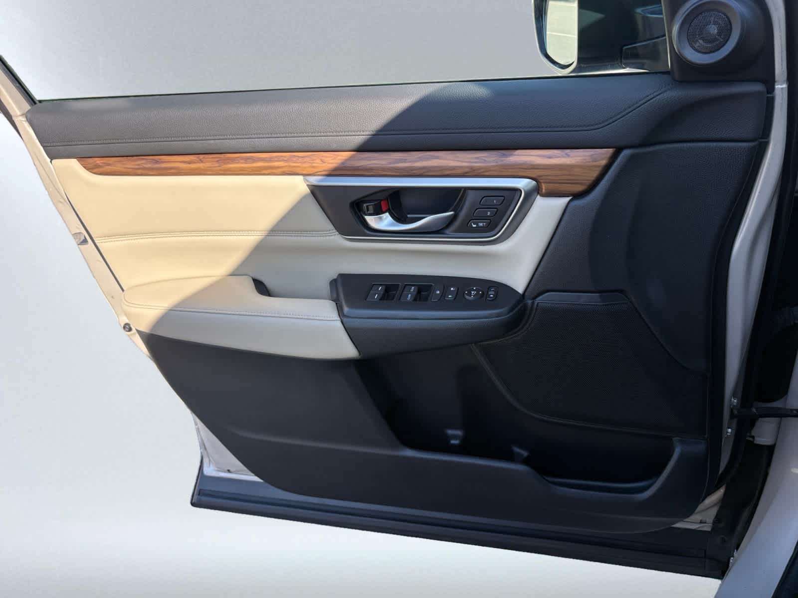 used 2019 Honda CR-V car, priced at $24,497