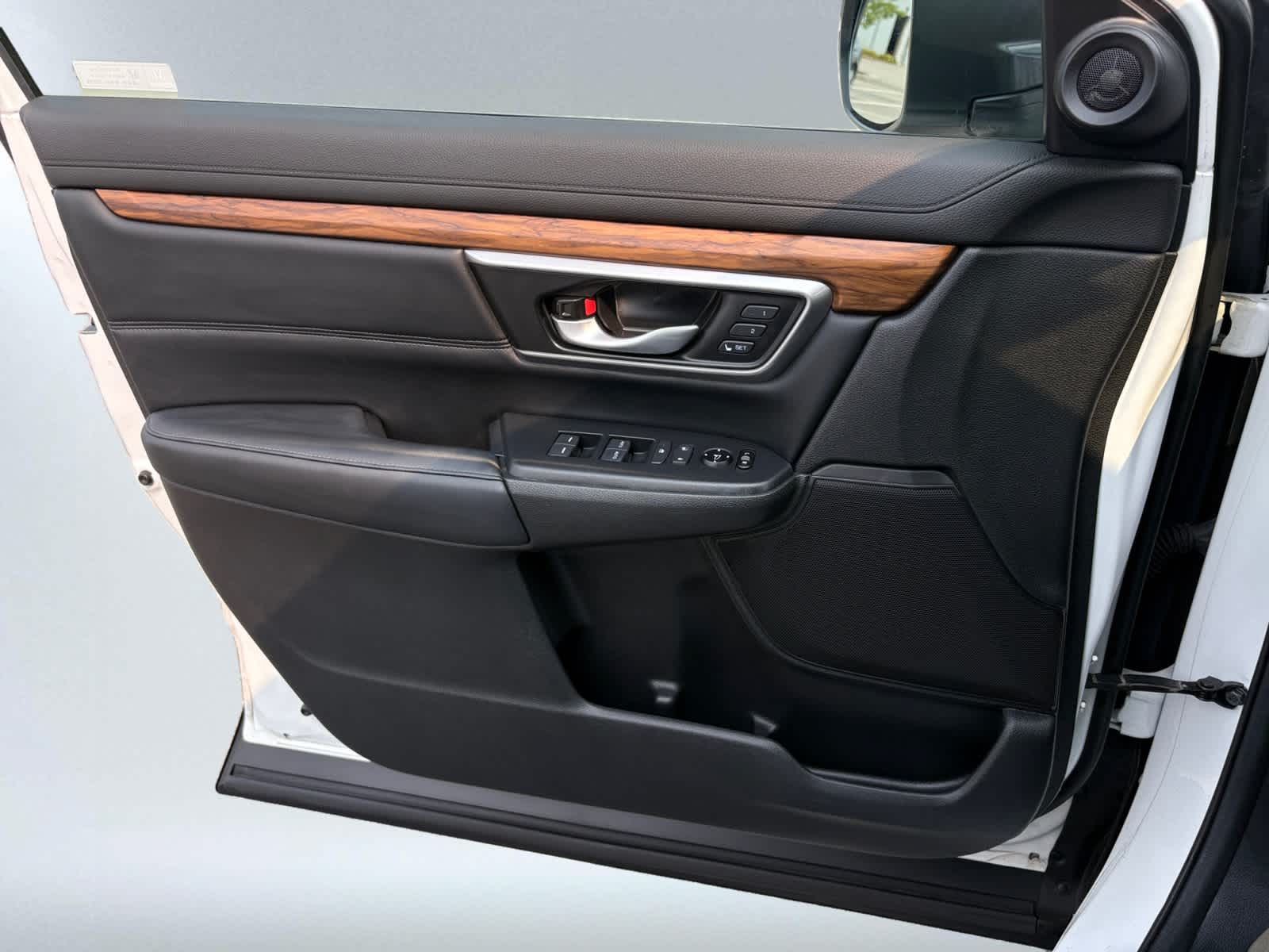 used 2021 Honda CR-V car, priced at $28,998
