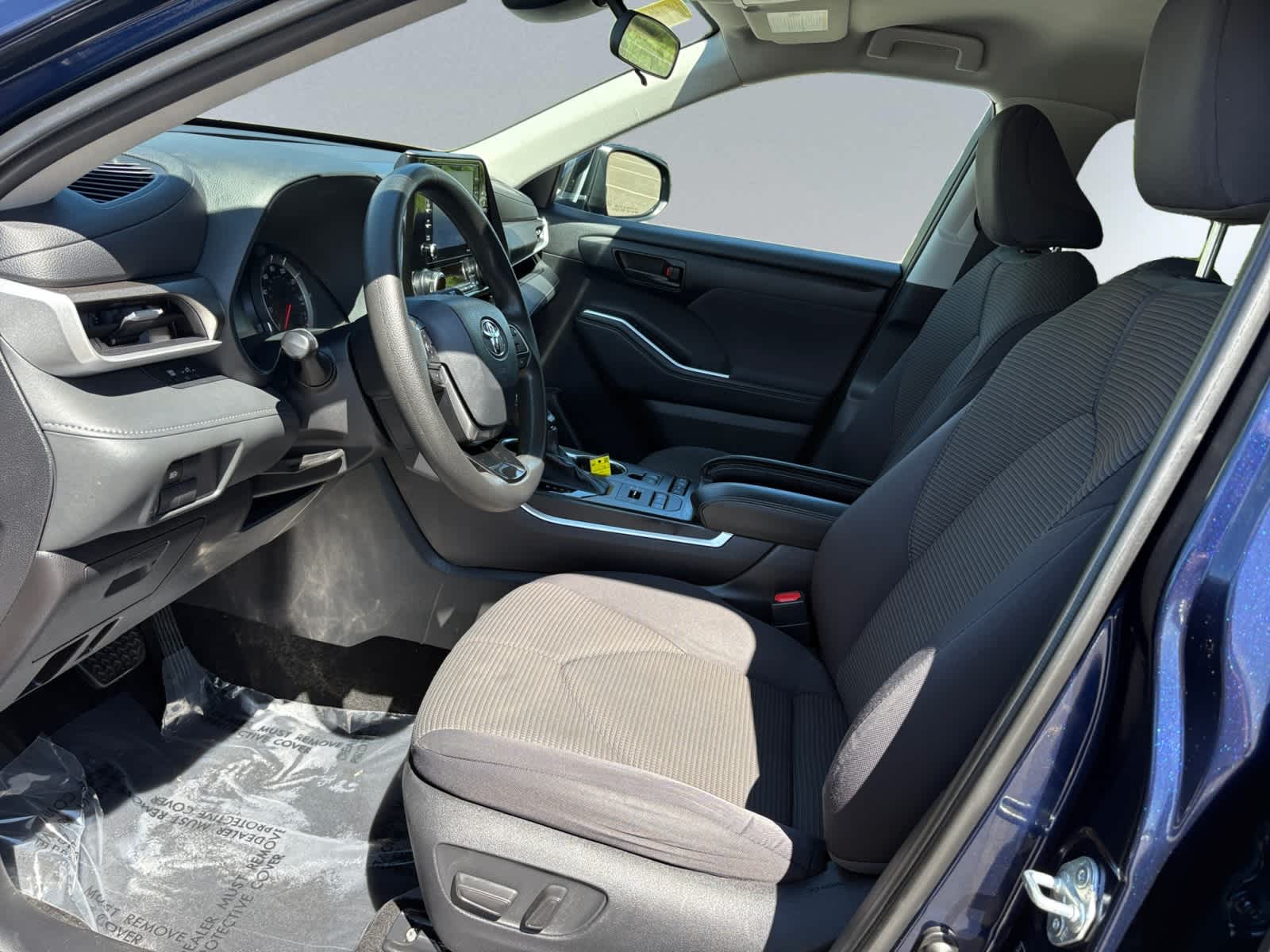 used 2021 Toyota Highlander car, priced at $29,998