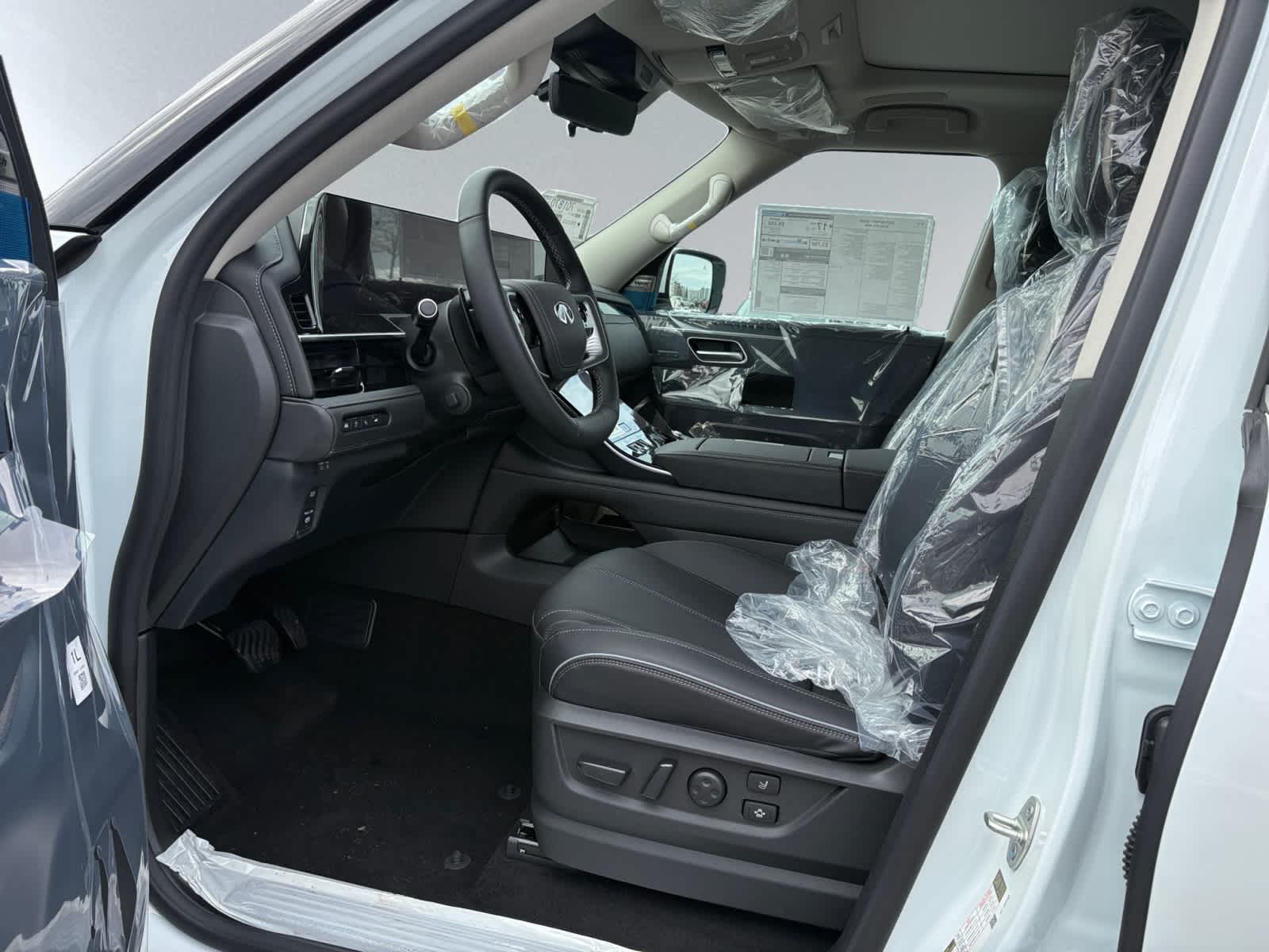new 2025 INFINITI QX80 car, priced at $91,745