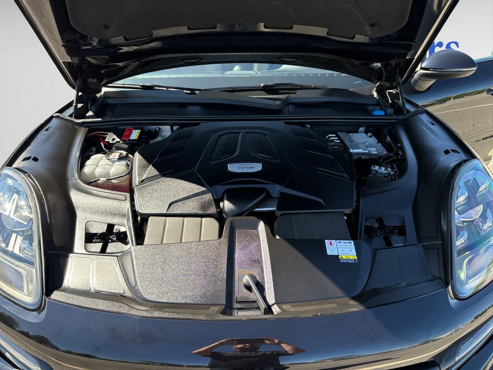 used 2022 Porsche Cayenne car, priced at $54,998
