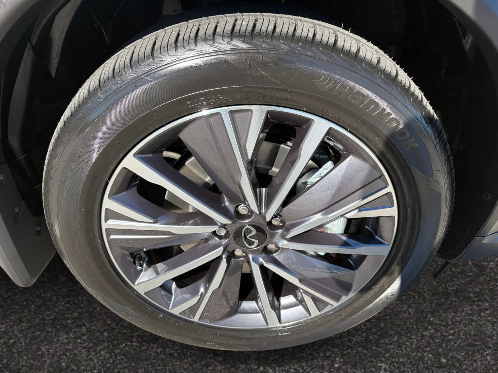 new 2026 INFINITI QX60 car, priced at $61,690