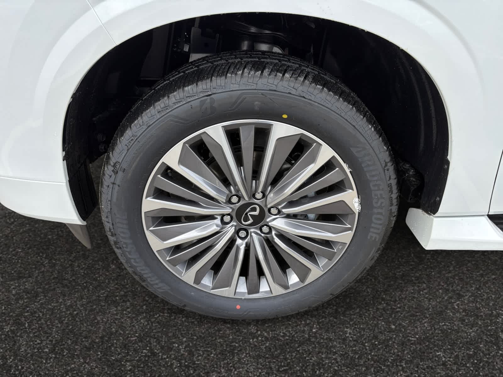 new 2025 INFINITI QX80 car, priced at $91,745