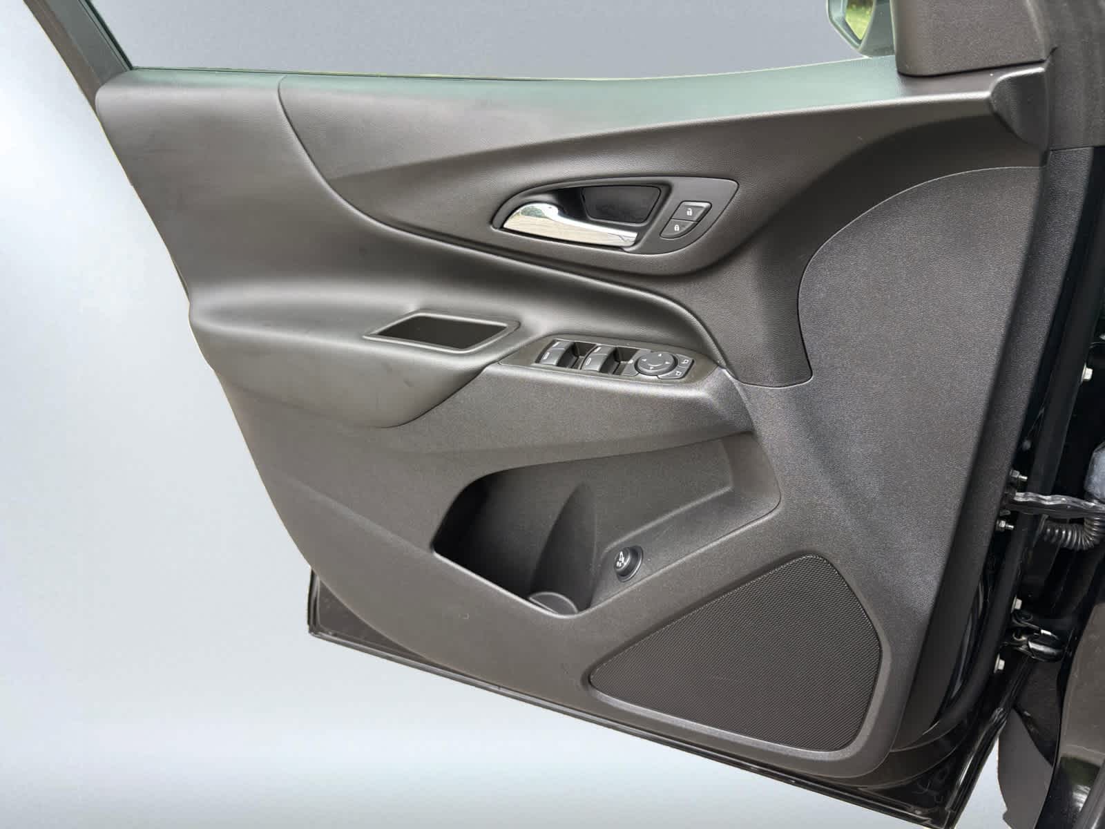 used 2021 Chevrolet Equinox car, priced at $21,998