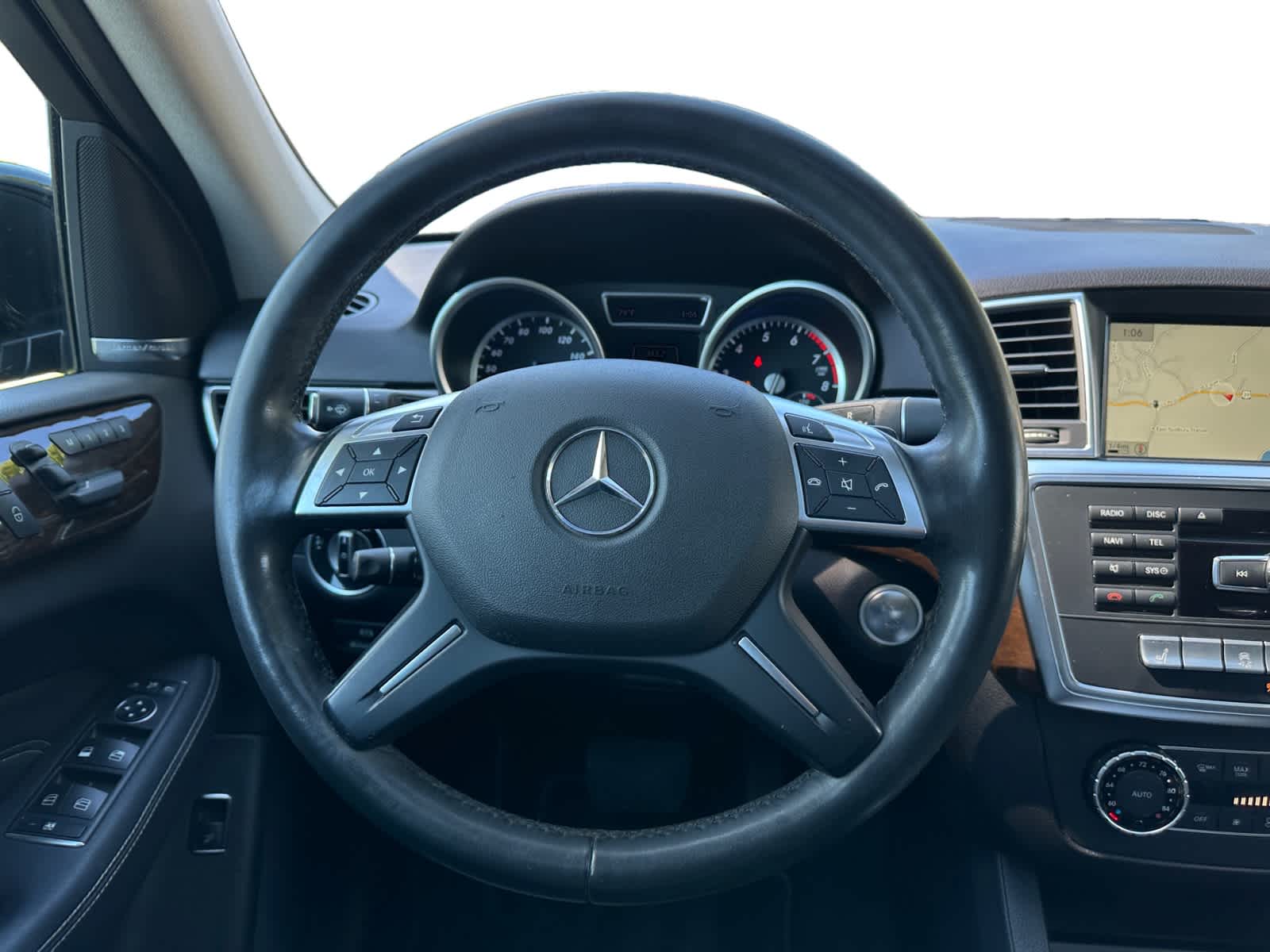 used 2015 Mercedes-Benz M-Class car, priced at $13,498