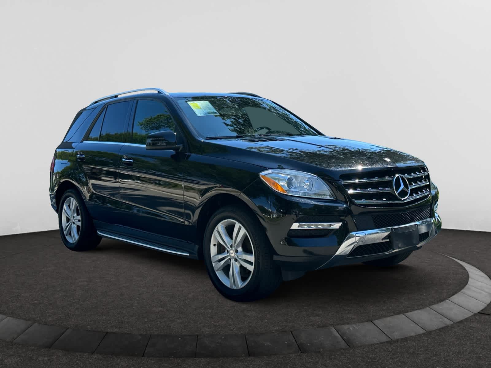 used 2015 Mercedes-Benz M-Class car, priced at $13,498