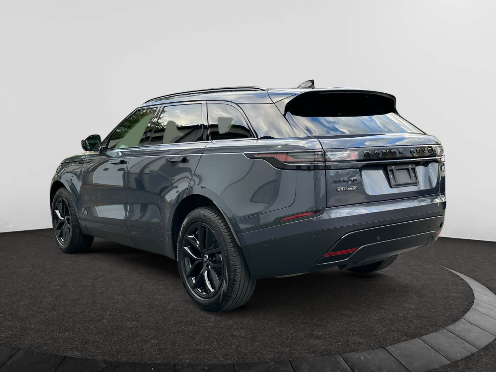 used 2025 Land Rover Range Rover Velar car, priced at $49,998