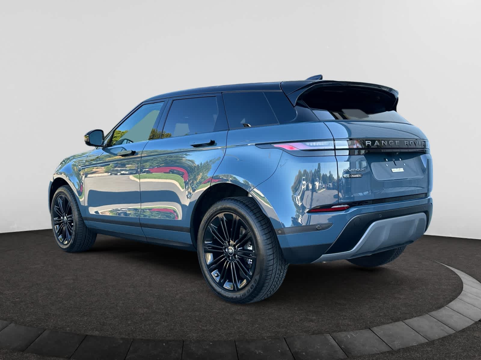 used 2026 Land Rover Range Rover Evoque car, priced at $53,998