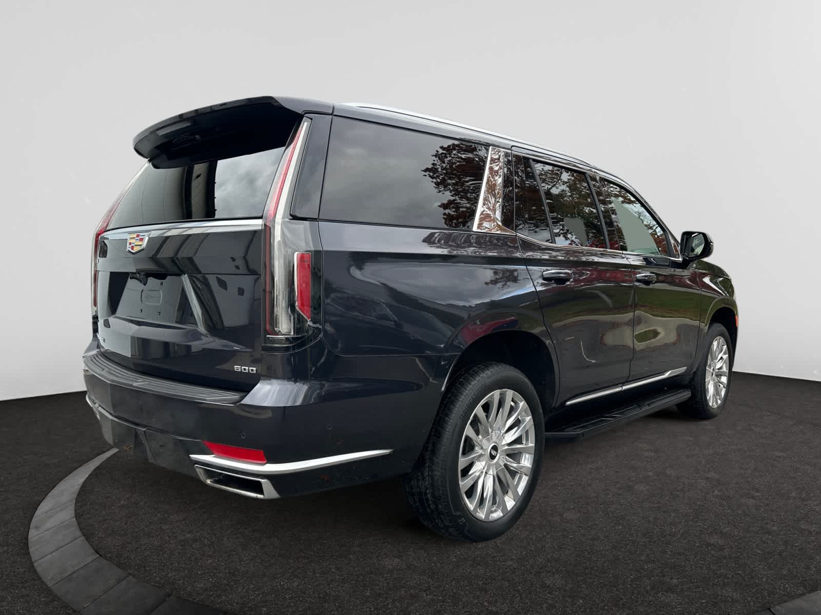 used 2022 Cadillac Escalade car, priced at $61,998