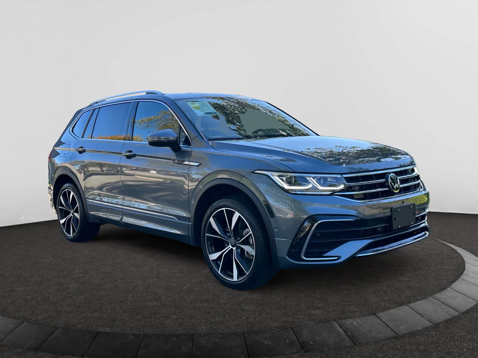 used 2024 Volkswagen Tiguan car, priced at $29,398
