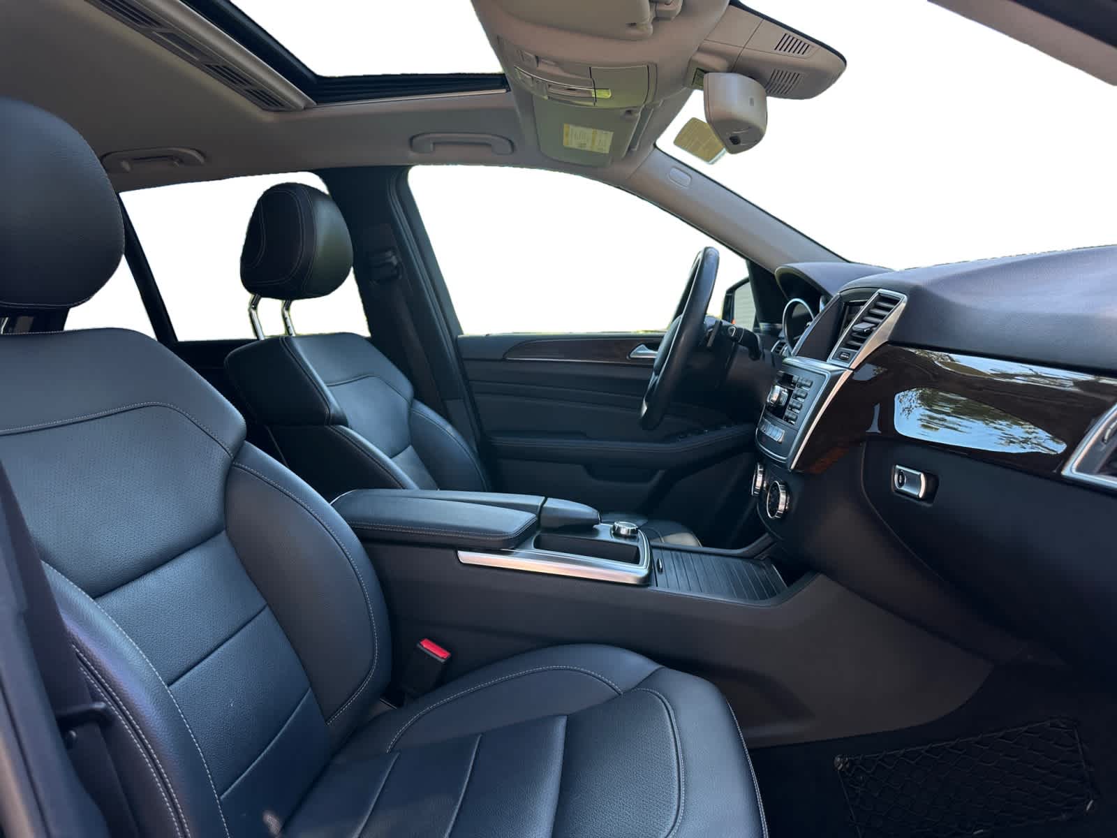 used 2015 Mercedes-Benz M-Class car, priced at $13,498