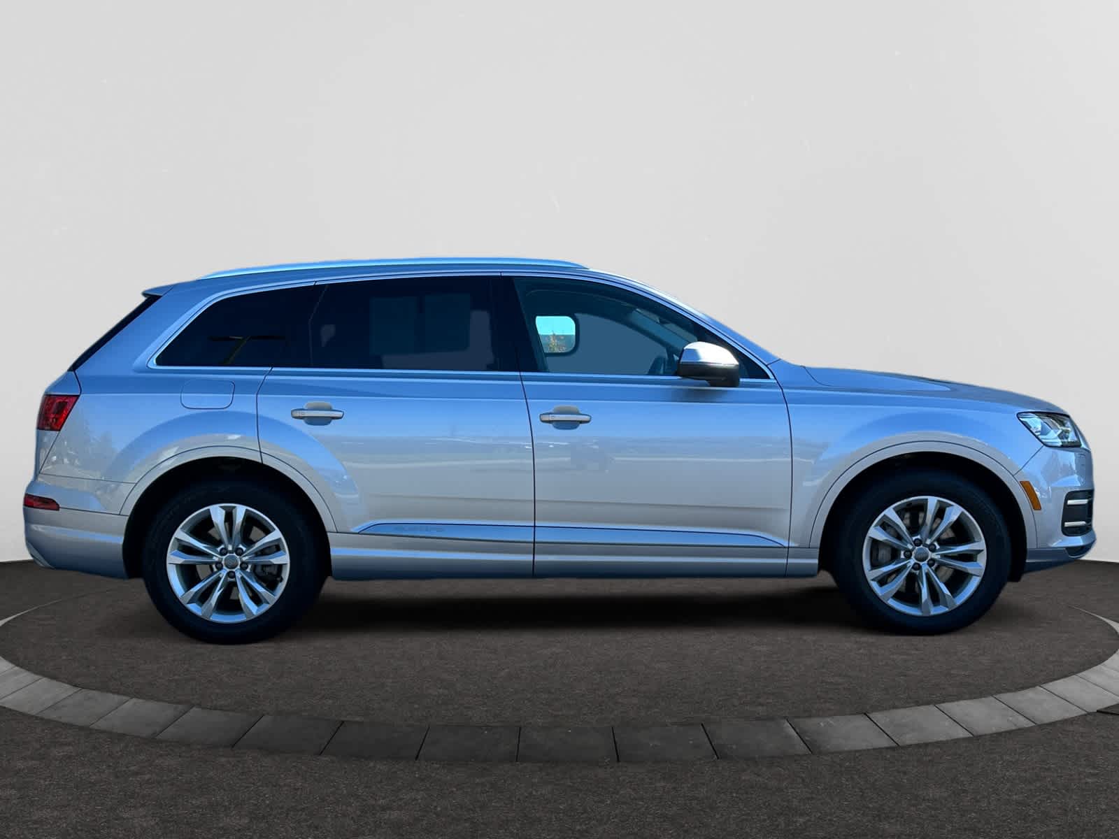 used 2019 Audi Q7 car, priced at $20,898