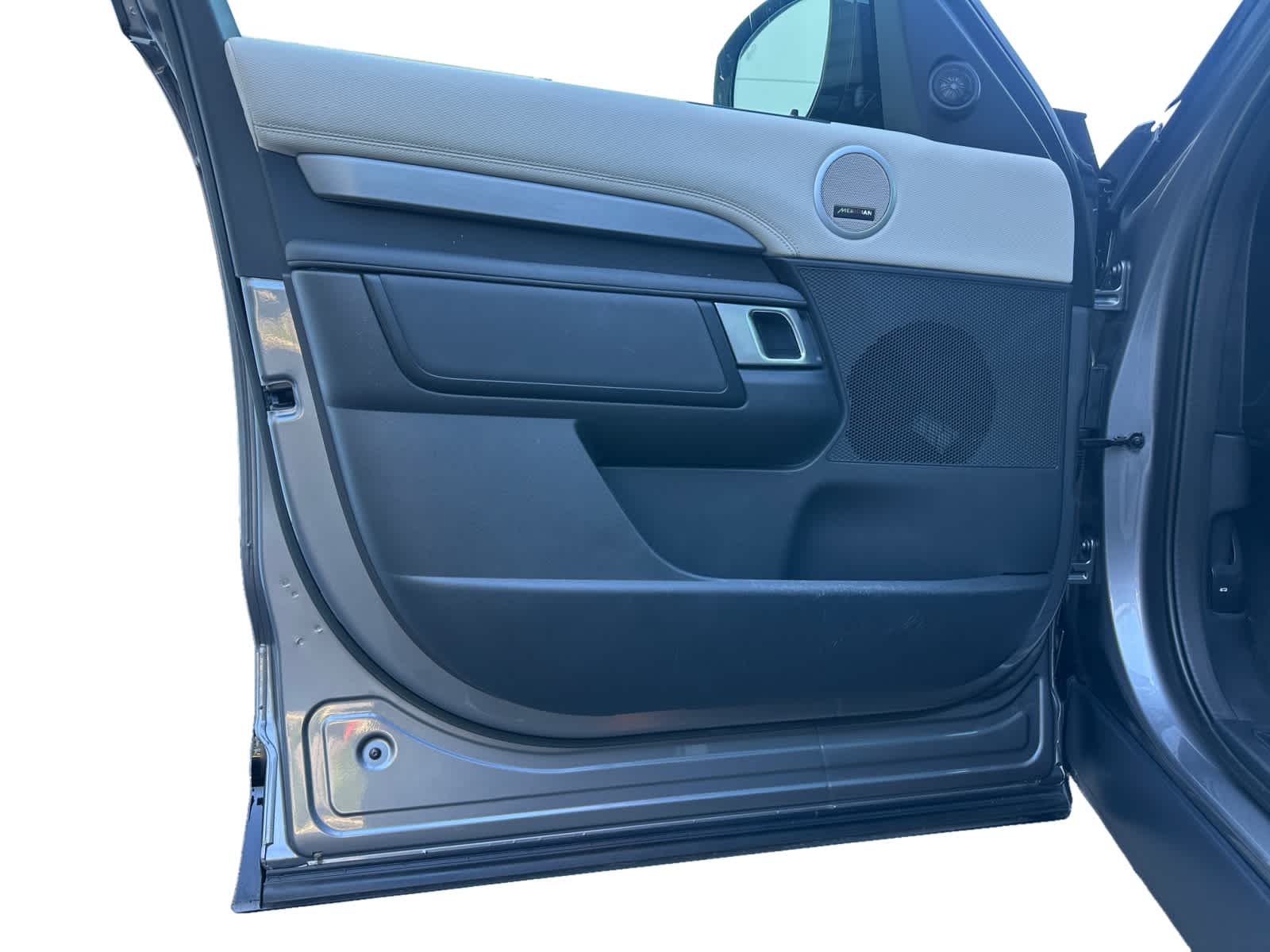 used 2023 Land Rover Discovery car, priced at $44,998