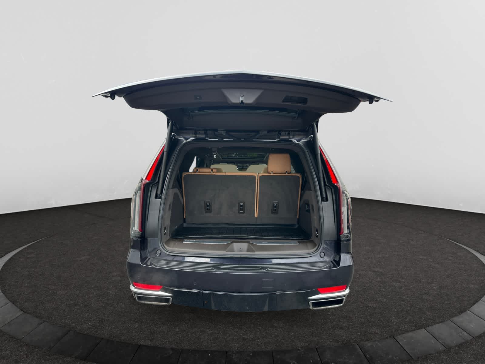 used 2022 Cadillac Escalade car, priced at $61,998