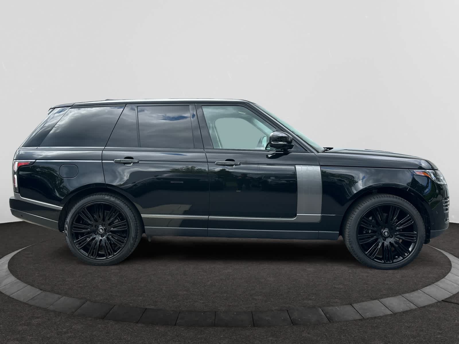used 2019 Land Rover Range Rover car, priced at $55,498