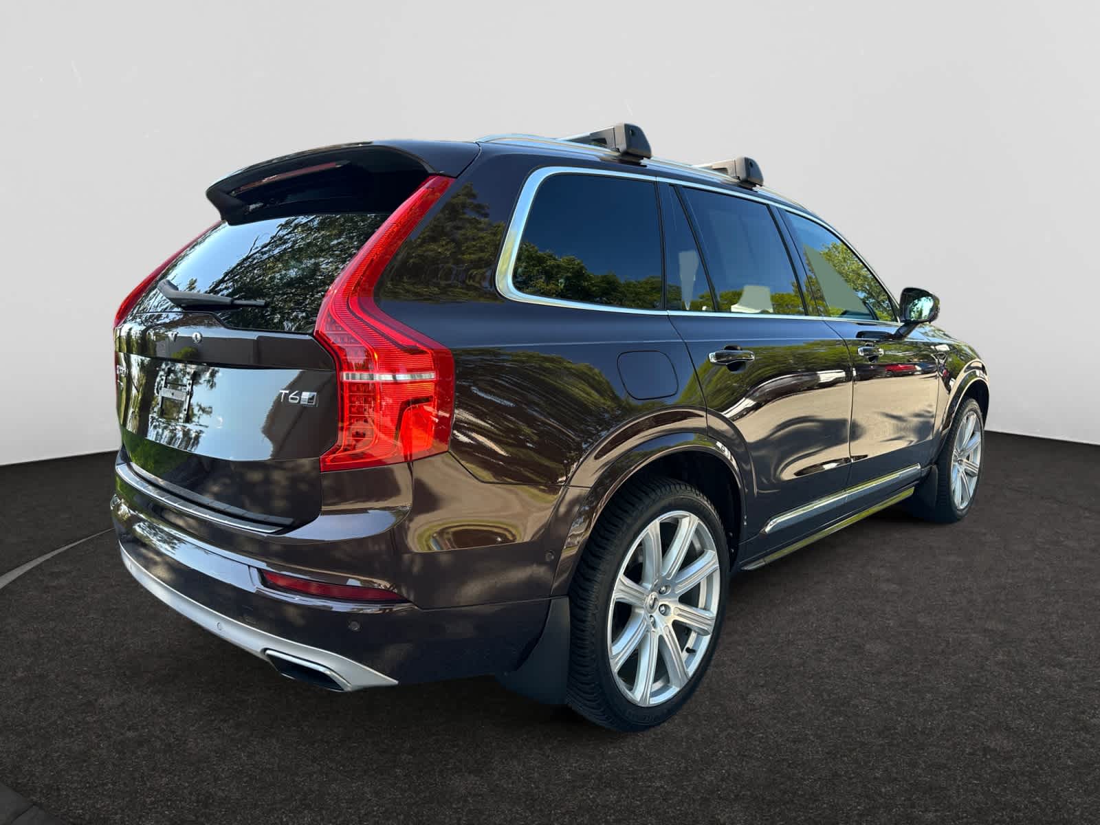 used 2018 Volvo XC90 car, priced at $18,698