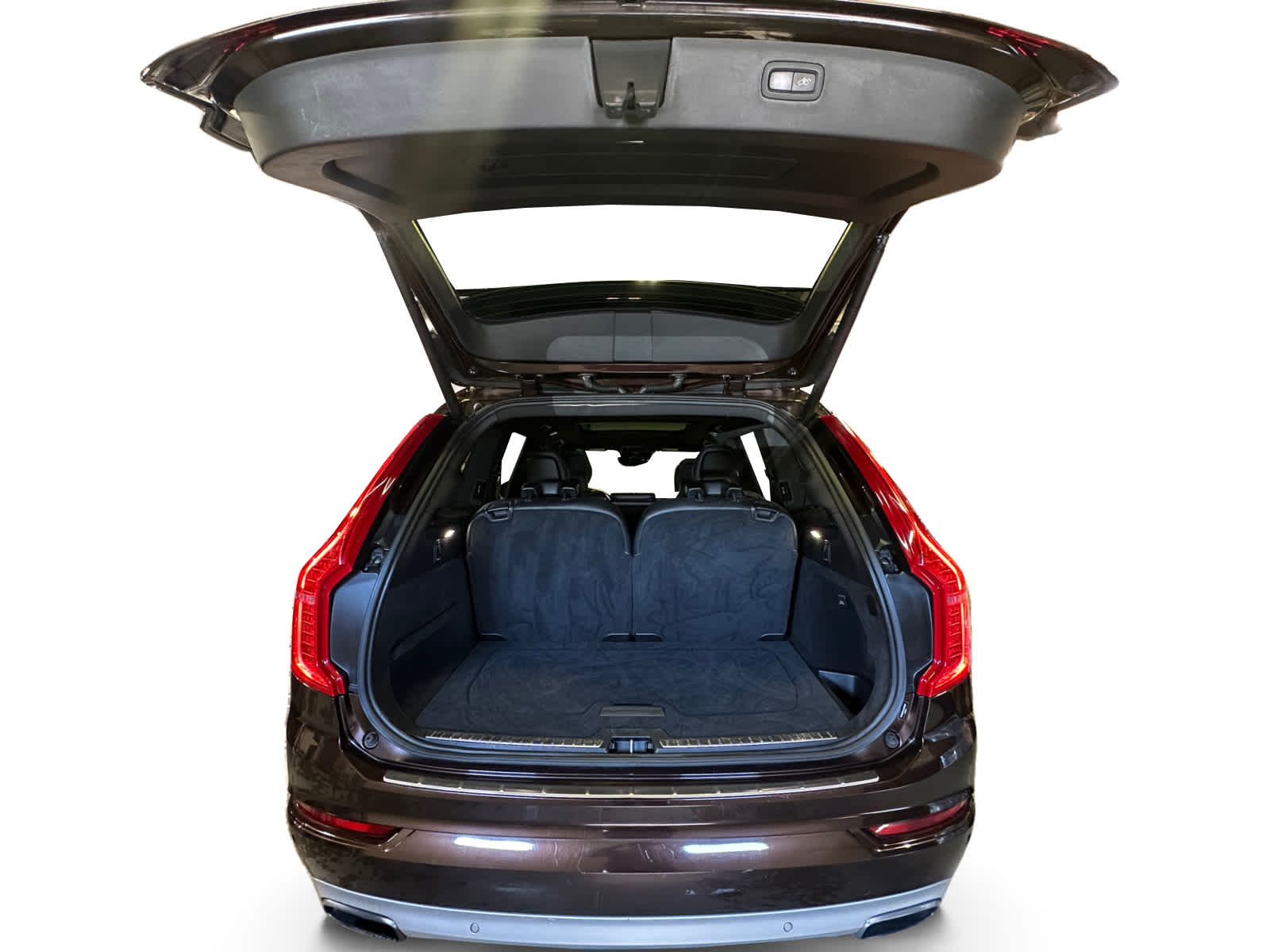 used 2018 Volvo XC90 car, priced at $18,698