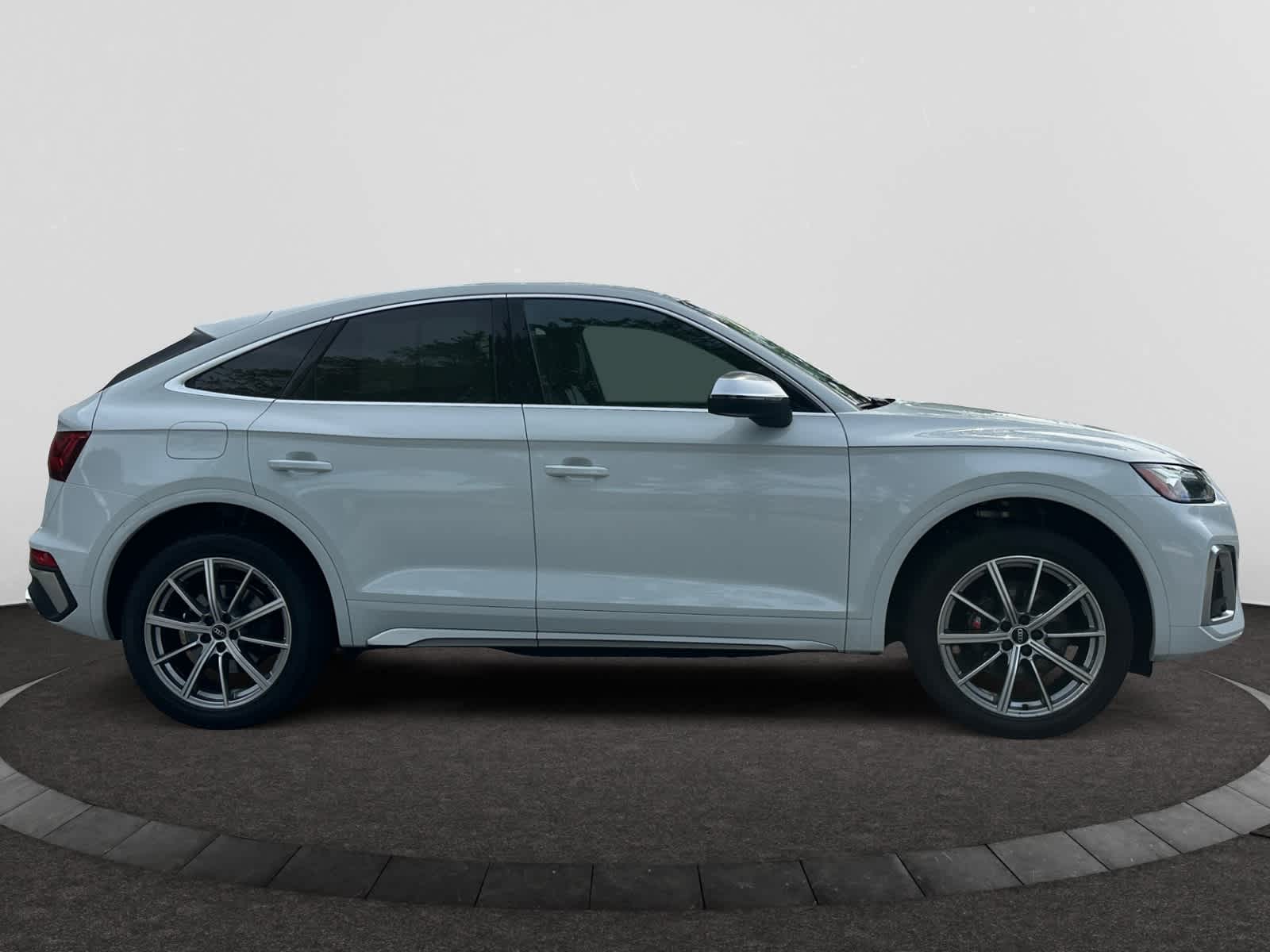 used 2022 Audi SQ5 Sportback car, priced at $36,998
