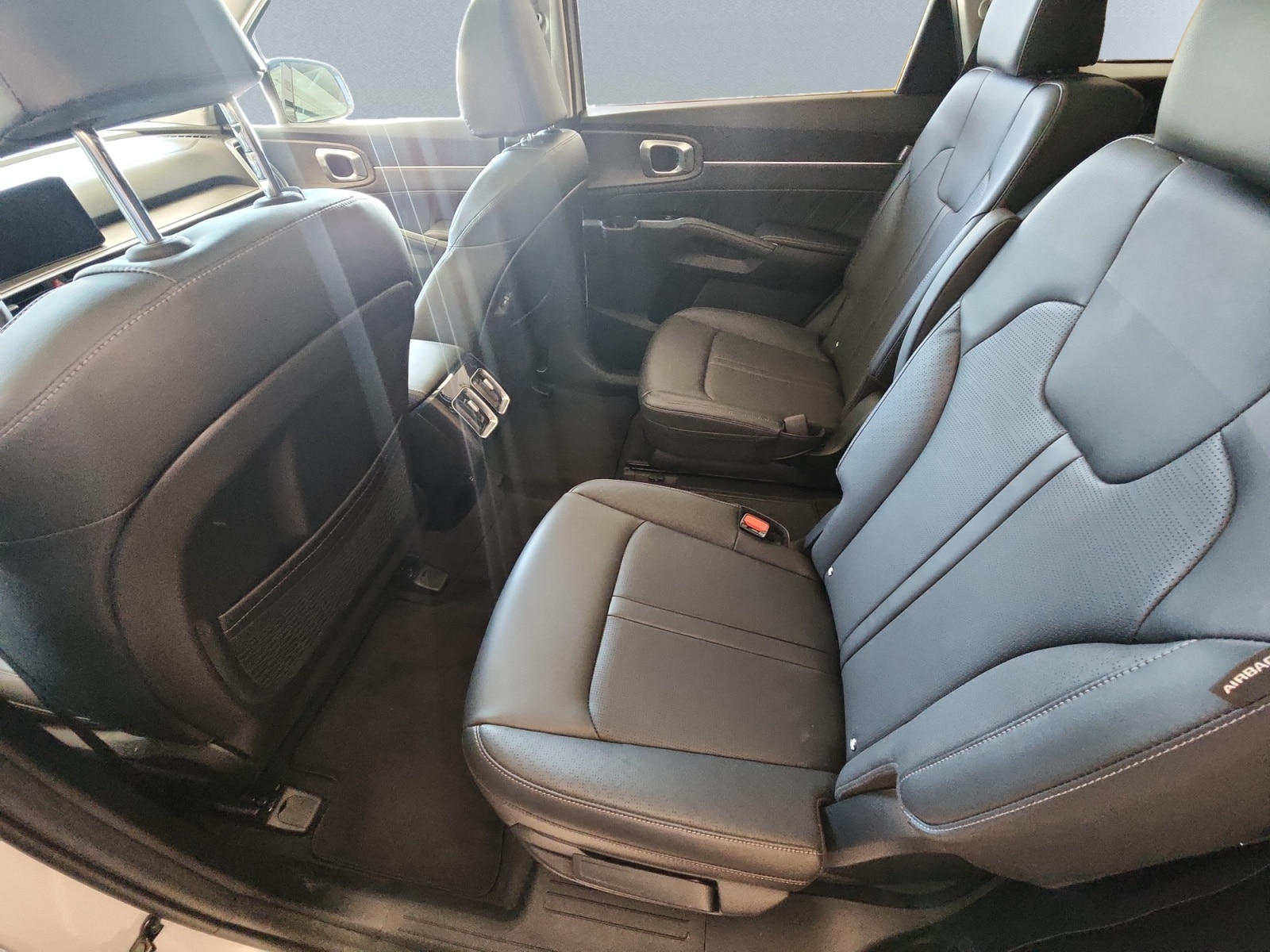 used 2024 Kia Sorento car, priced at $45,585