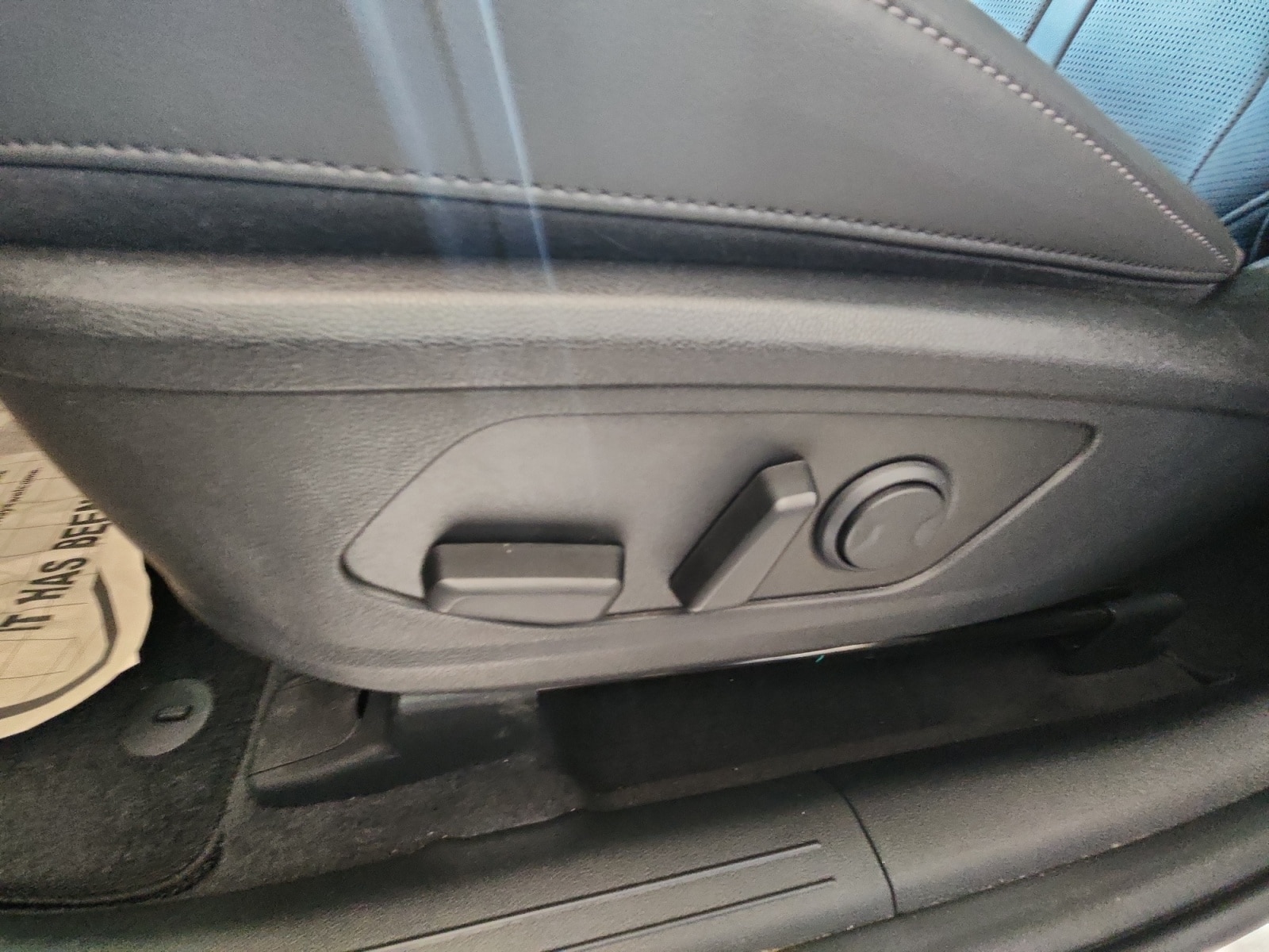 used 2024 Kia Sorento car, priced at $45,585