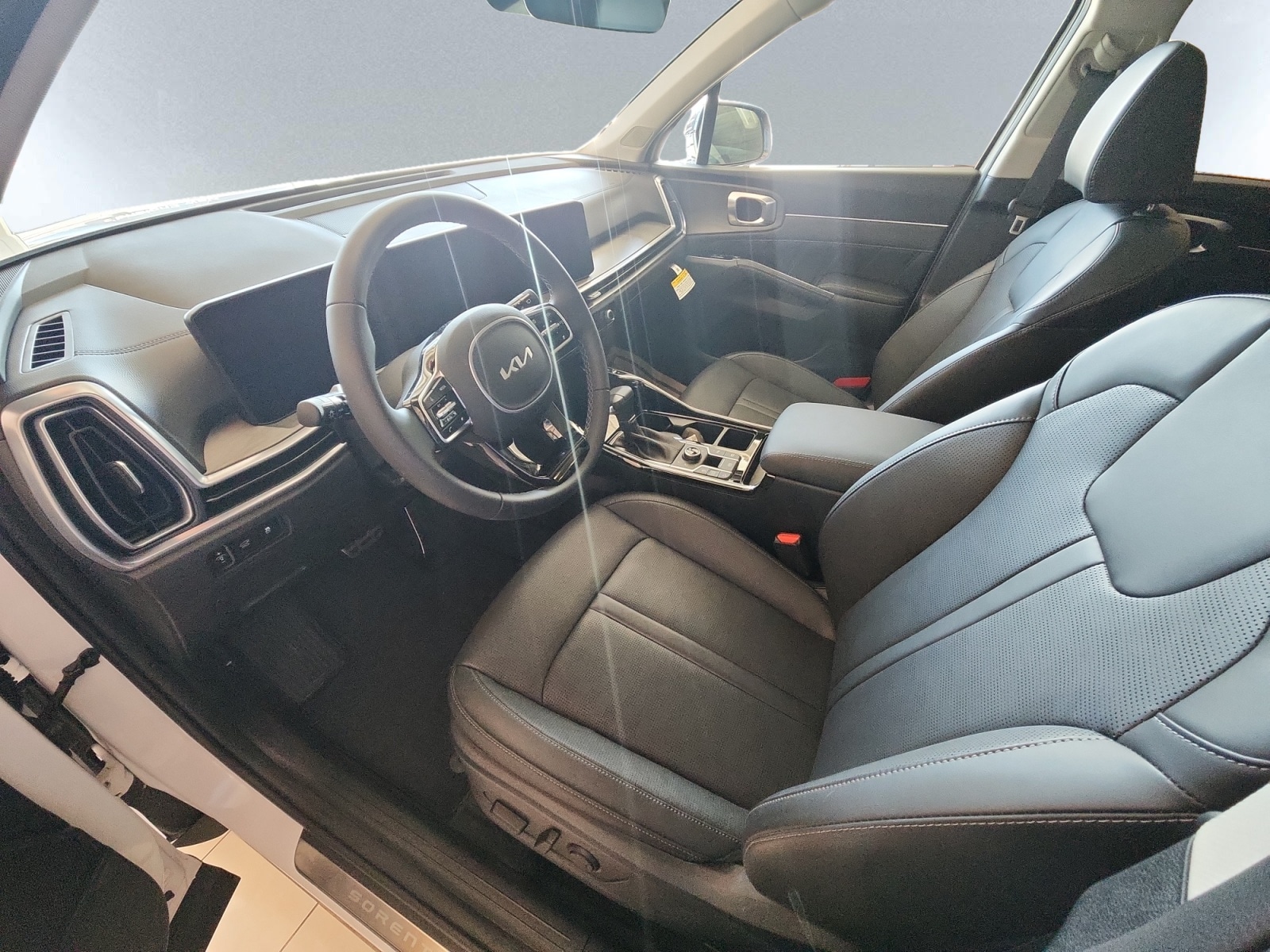 used 2024 Kia Sorento car, priced at $45,585