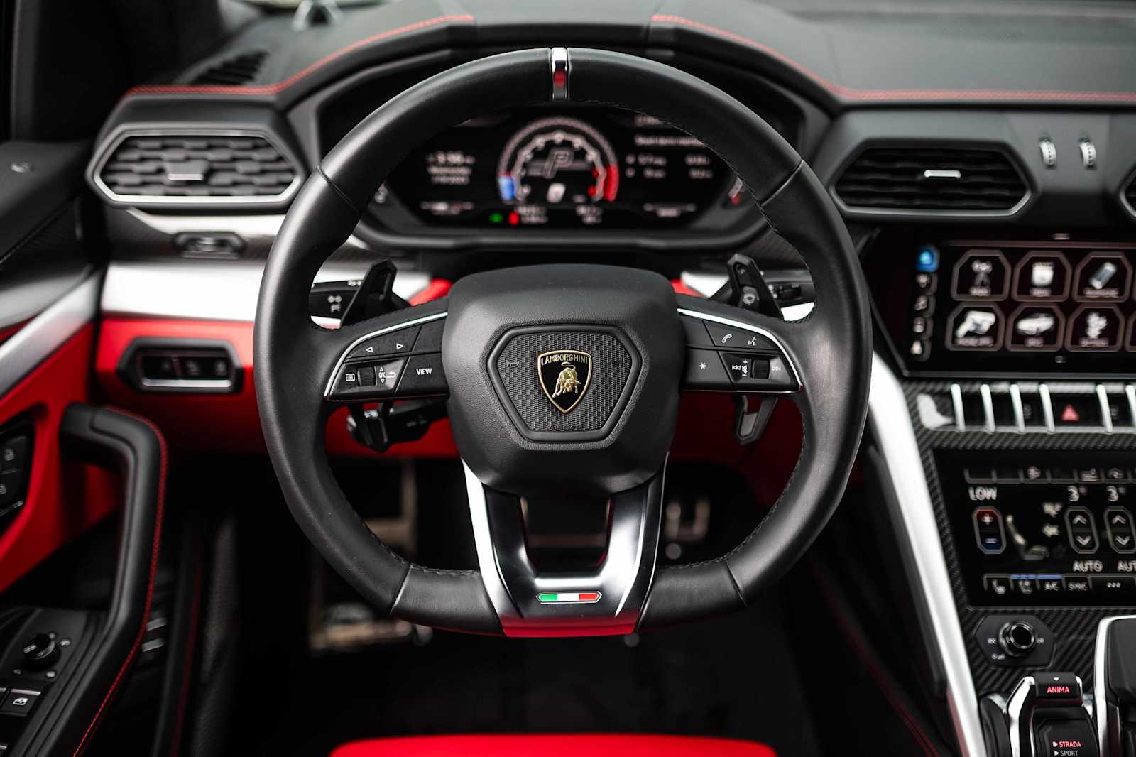 used 2021 Lamborghini Urus car, priced at $204,498
