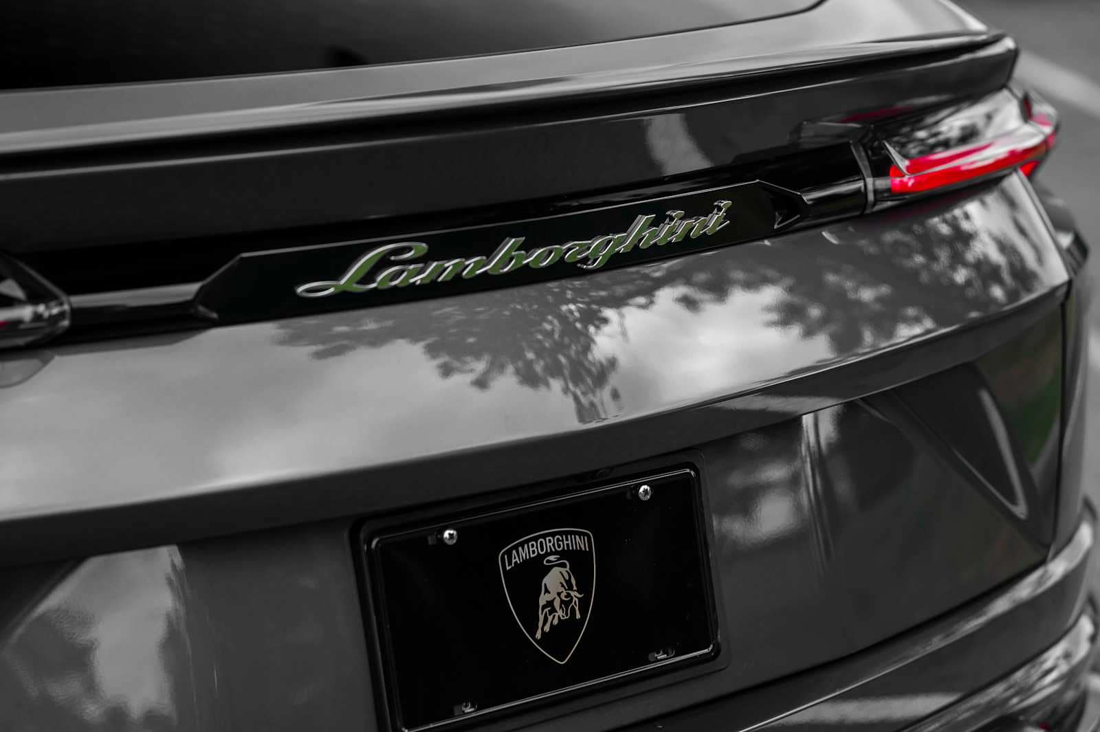 used 2022 Lamborghini Urus car, priced at $222,498