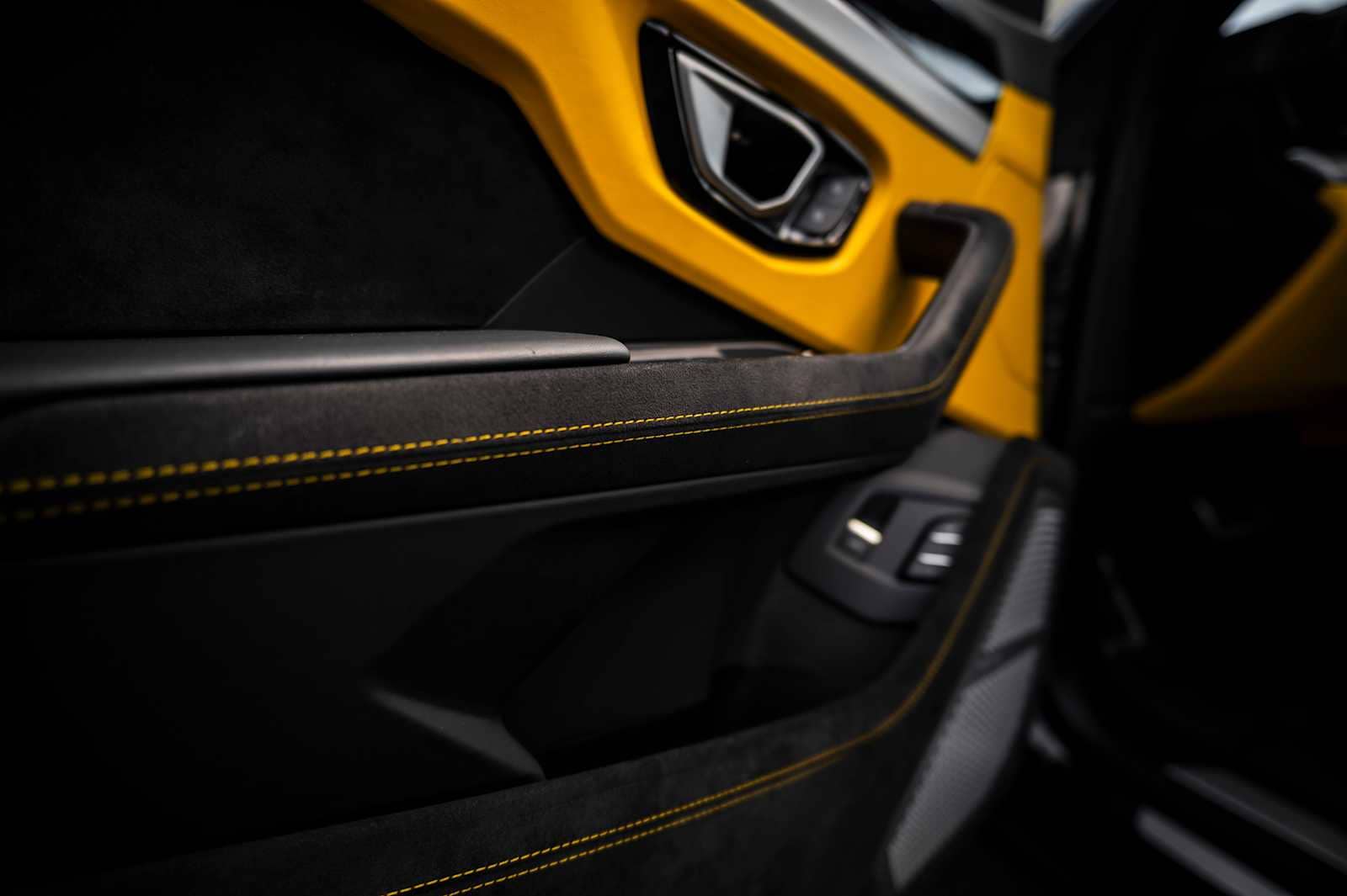 used 2023 Lamborghini Urus car, priced at $209,998