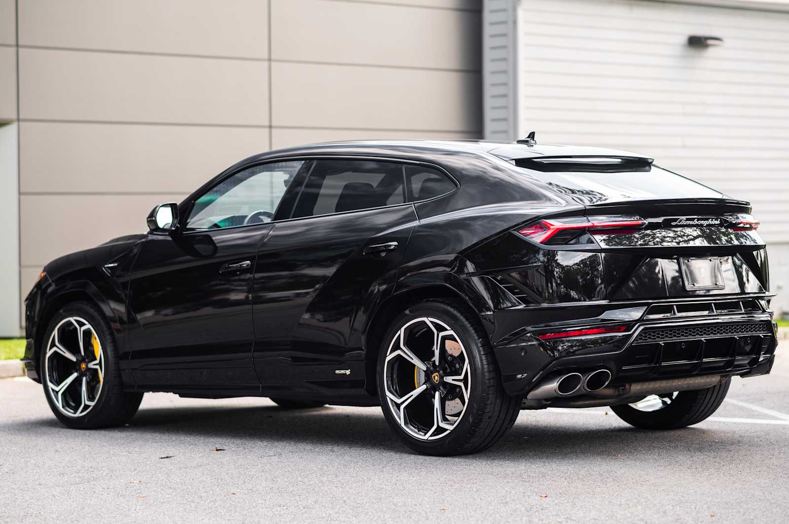used 2023 Lamborghini Urus car, priced at $209,998