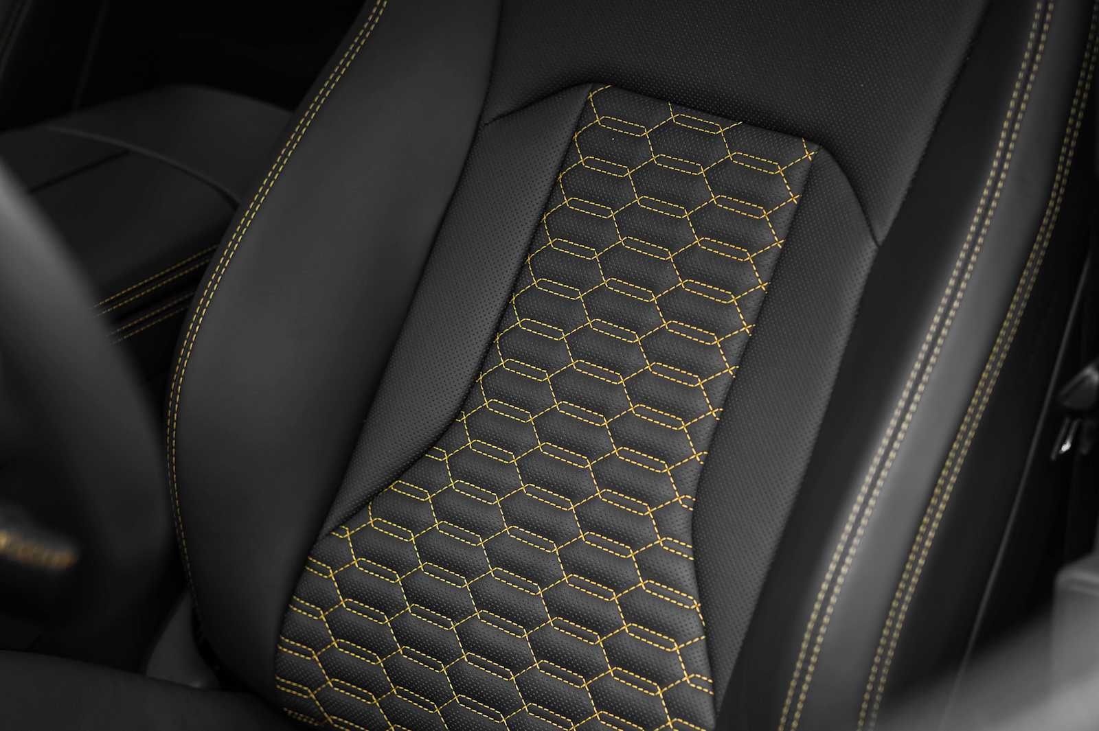 used 2022 Lamborghini Urus car, priced at $222,498